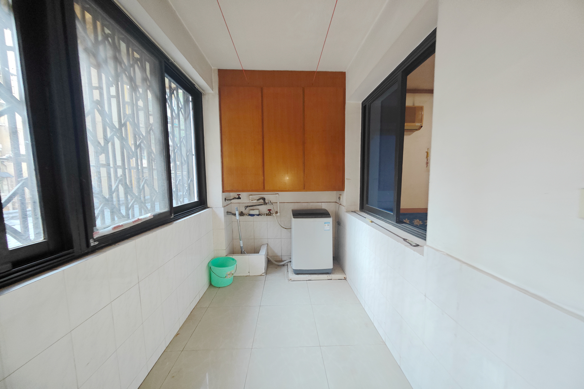 长岭烟草公司宿舍(金祥公寓) 3室2厅1卫 78.0万 长岭烟草公司宿舍(金祥公寓) 3室2厅1卫 78.0万阳台