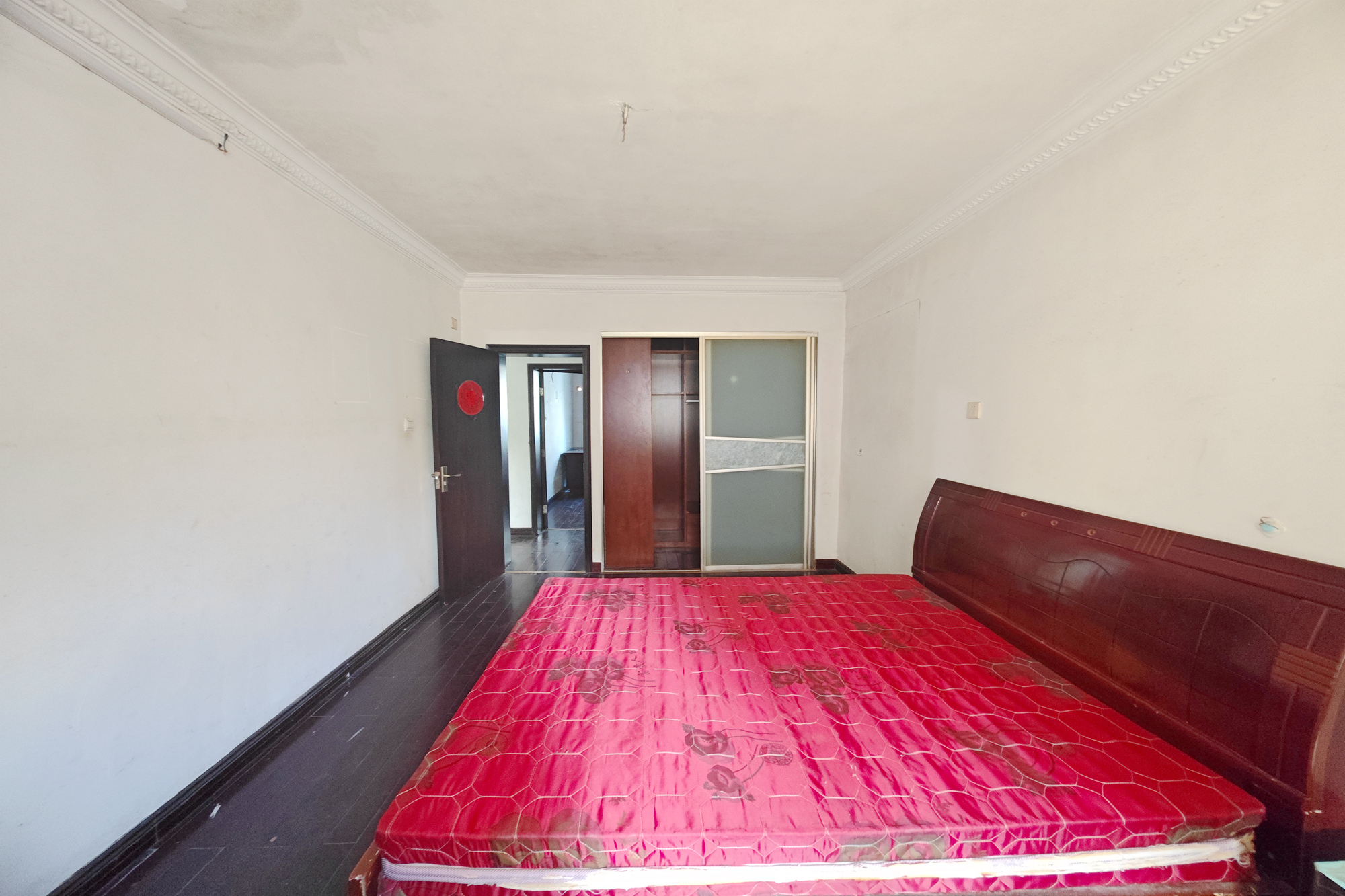 荷叶塘社区(雨花区) 1室0厅0卫 58.0万 荷叶塘社区(雨花区) 1室0厅0卫 58.0万卧室