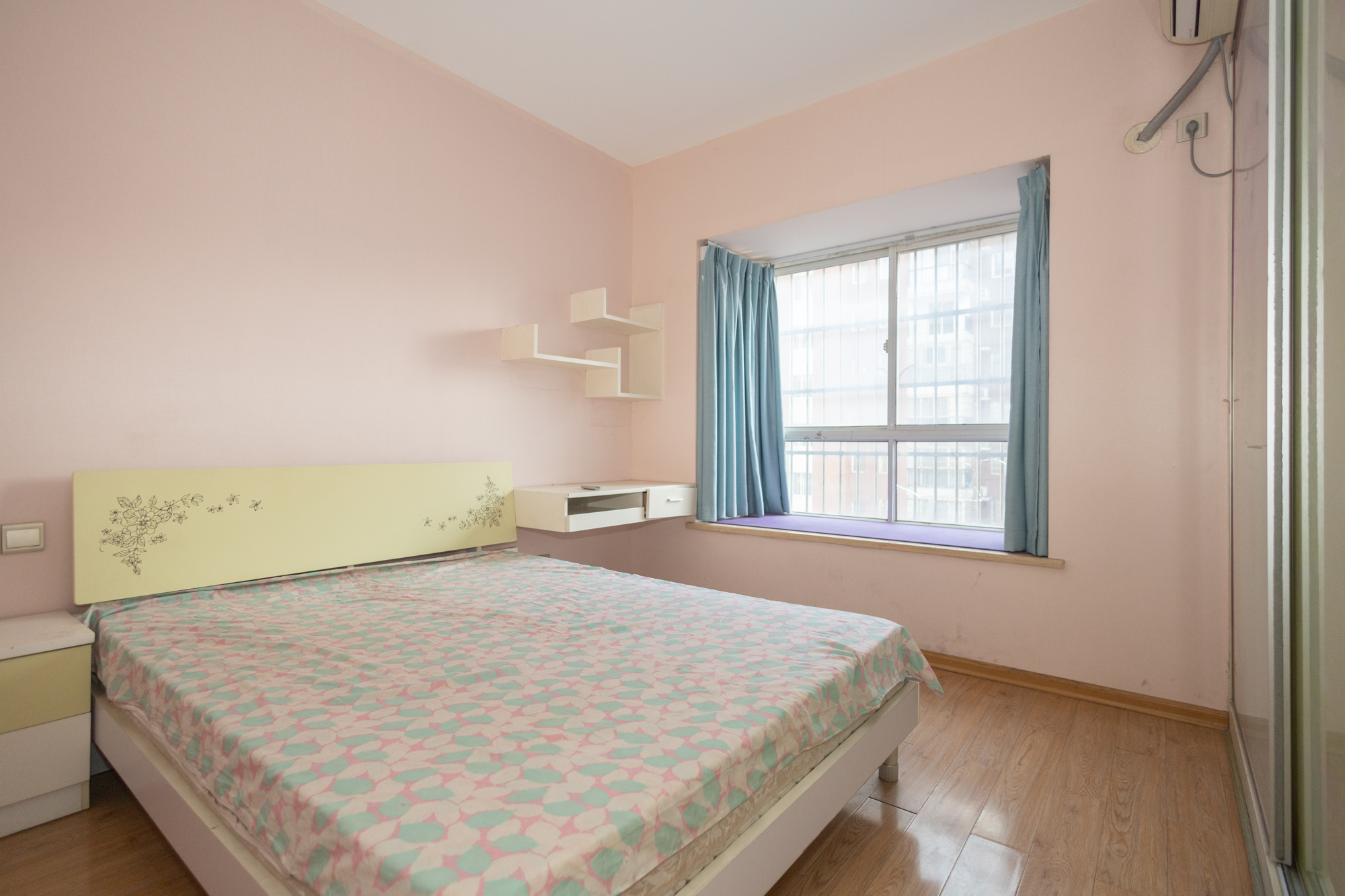 星城雅郡 3室2厅2卫 58.0万 星城雅郡 3室2厅2卫 58.0万卧室