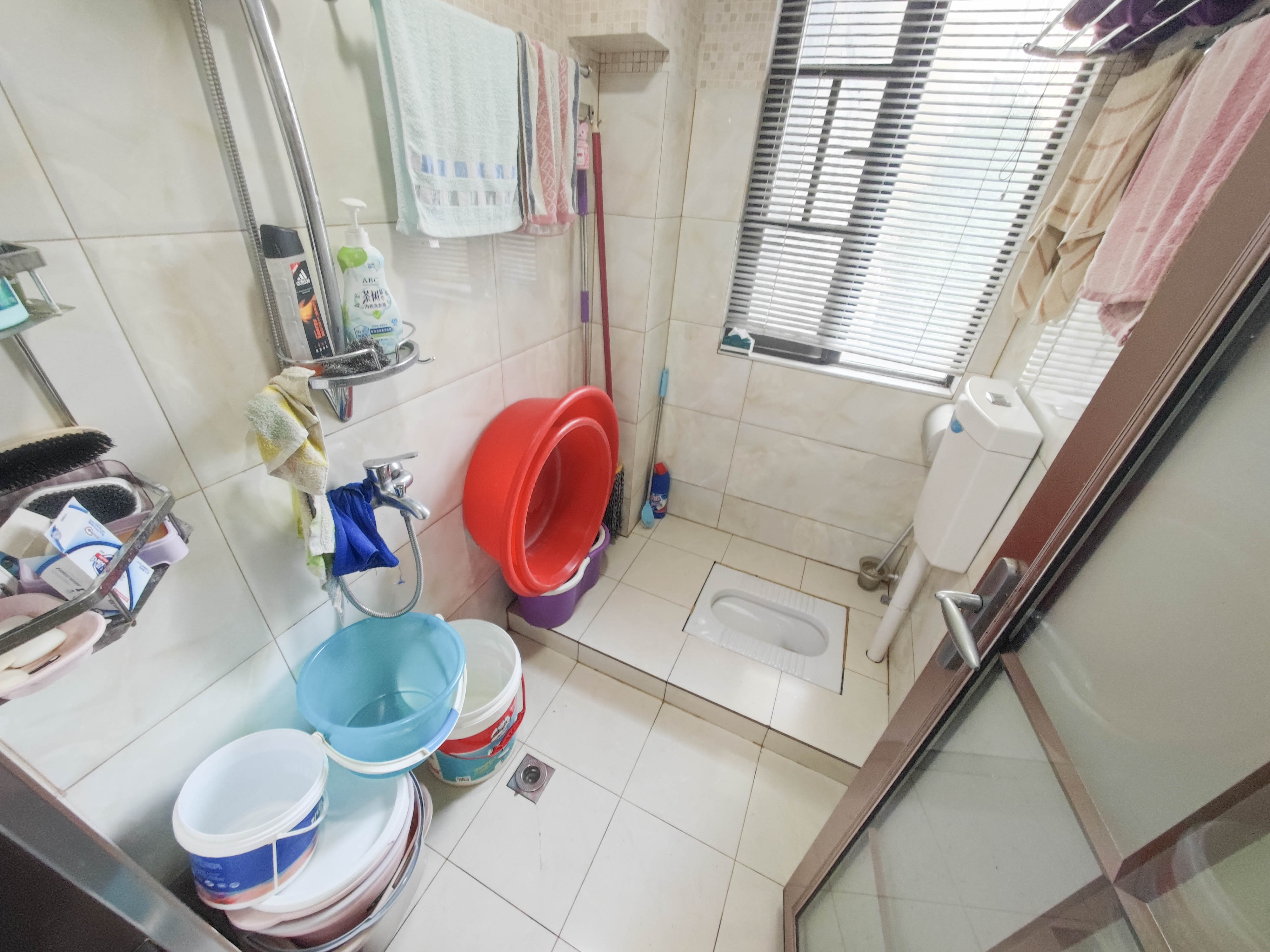 卓越蔚蓝城邦 3室1厅1卫 56.0万 卓越蔚蓝城邦 3室1厅1卫 56.0万卫生间