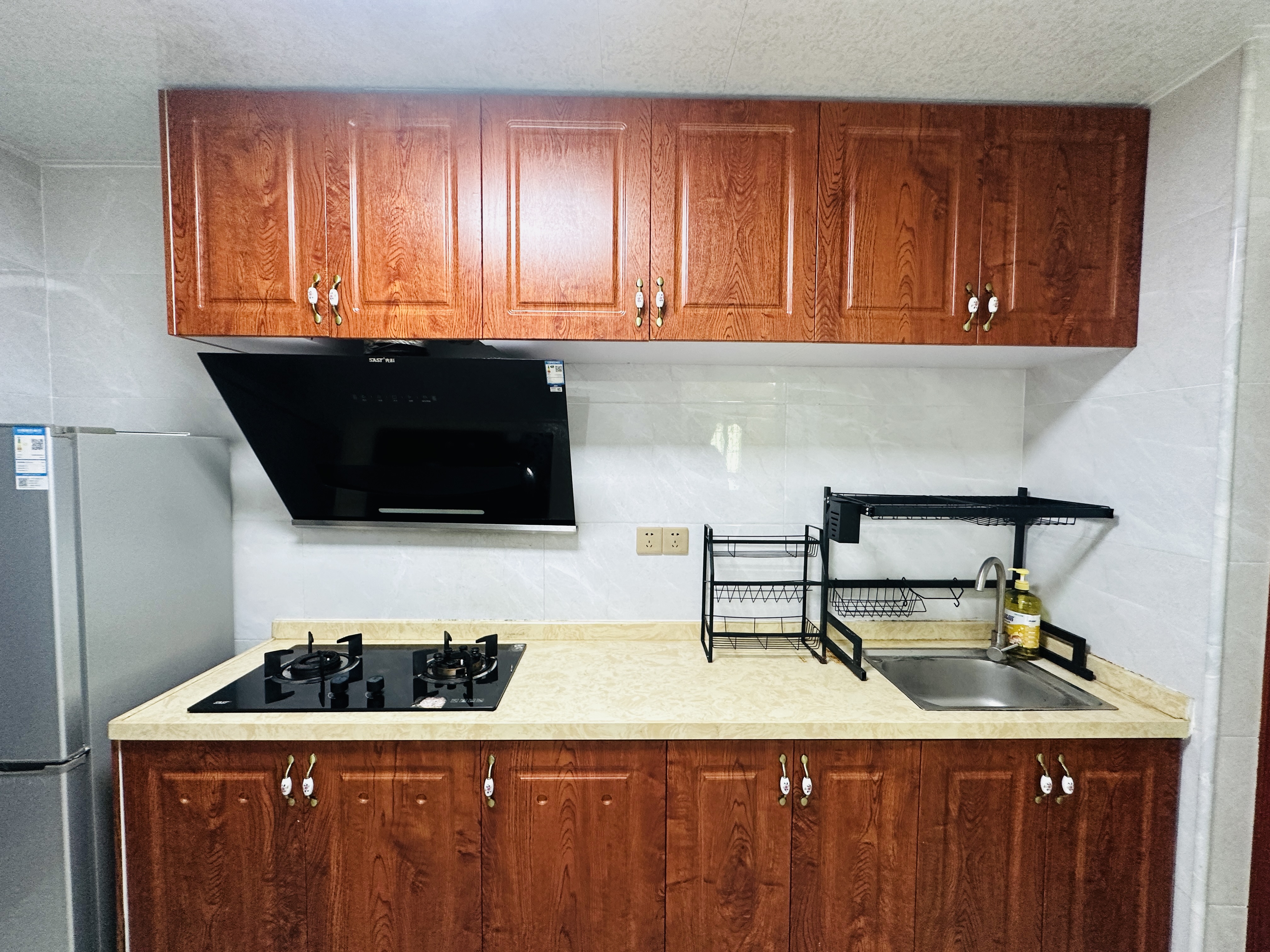 昌茂花园 2室1厅1卫 75.0万 昌茂花园 2室1厅1卫 75.0万厨房