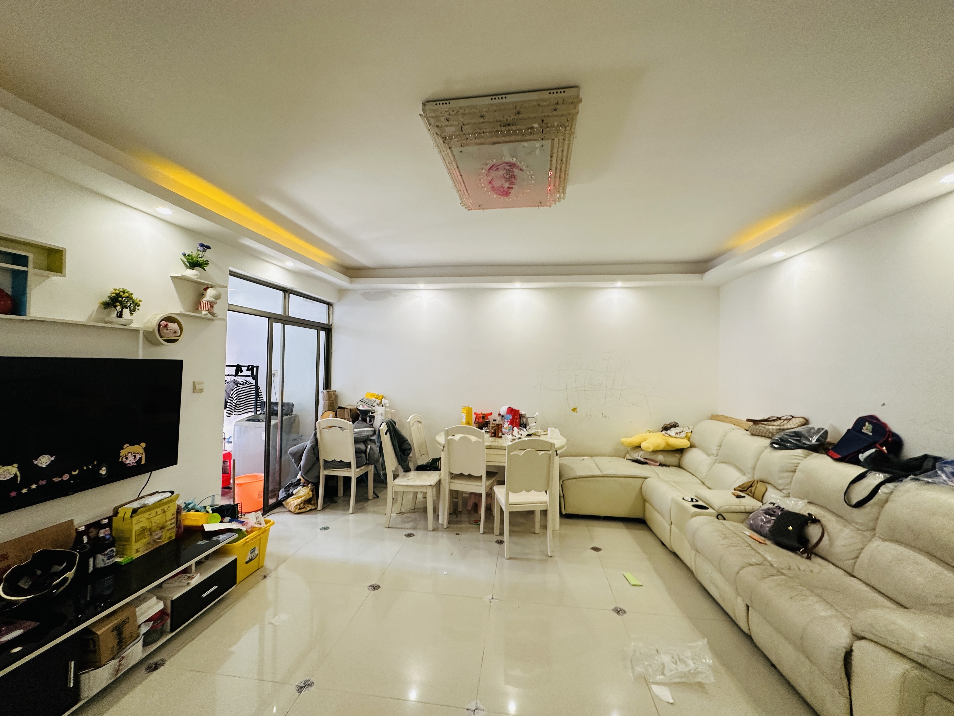 晋联大厦 2室1厅1卫 83.0万 晋联大厦 2室1厅1卫 83.0万客厅