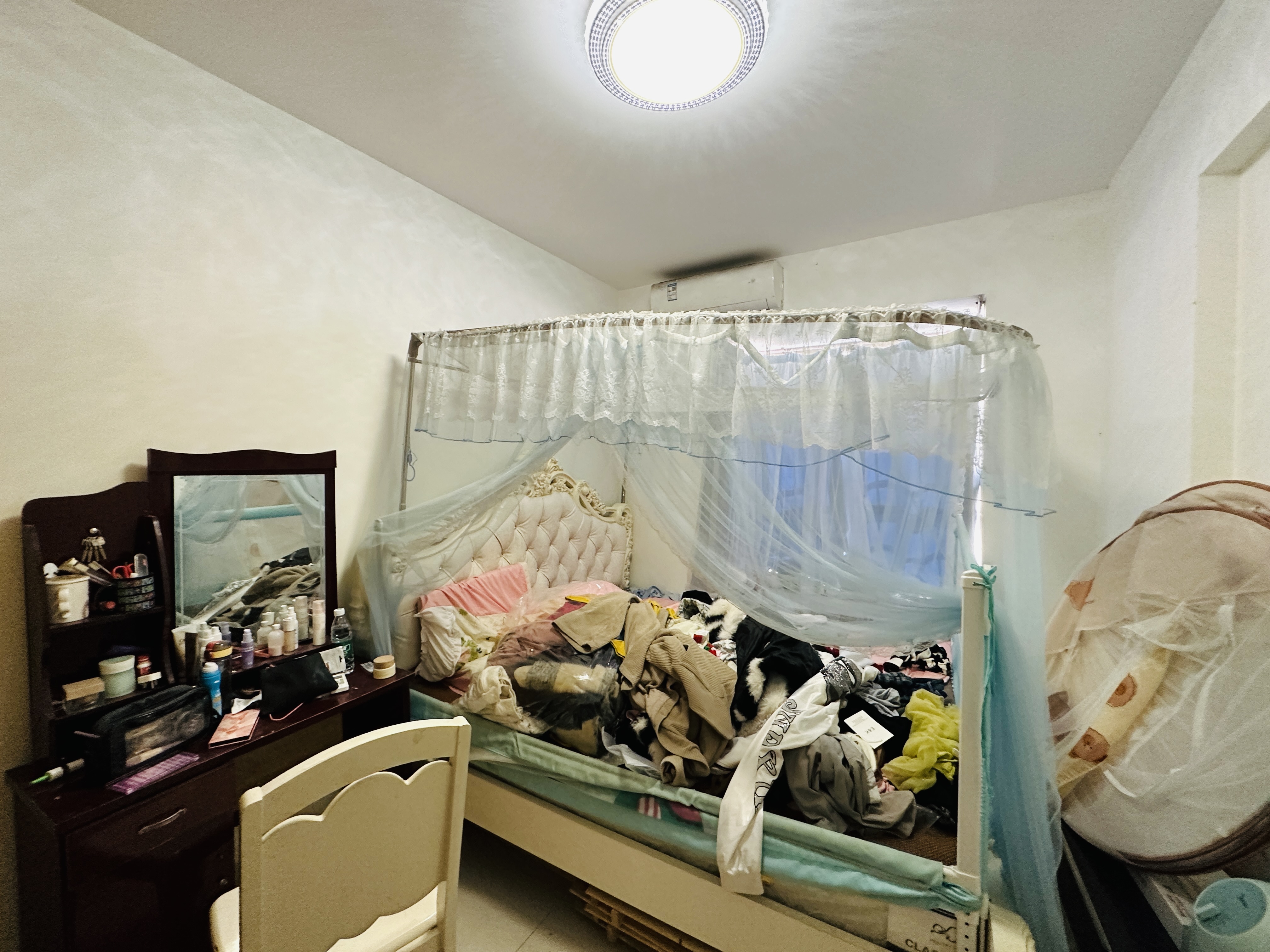 晋联大厦 2室1厅1卫 83.0万 晋联大厦 2室1厅1卫 83.0万卧室