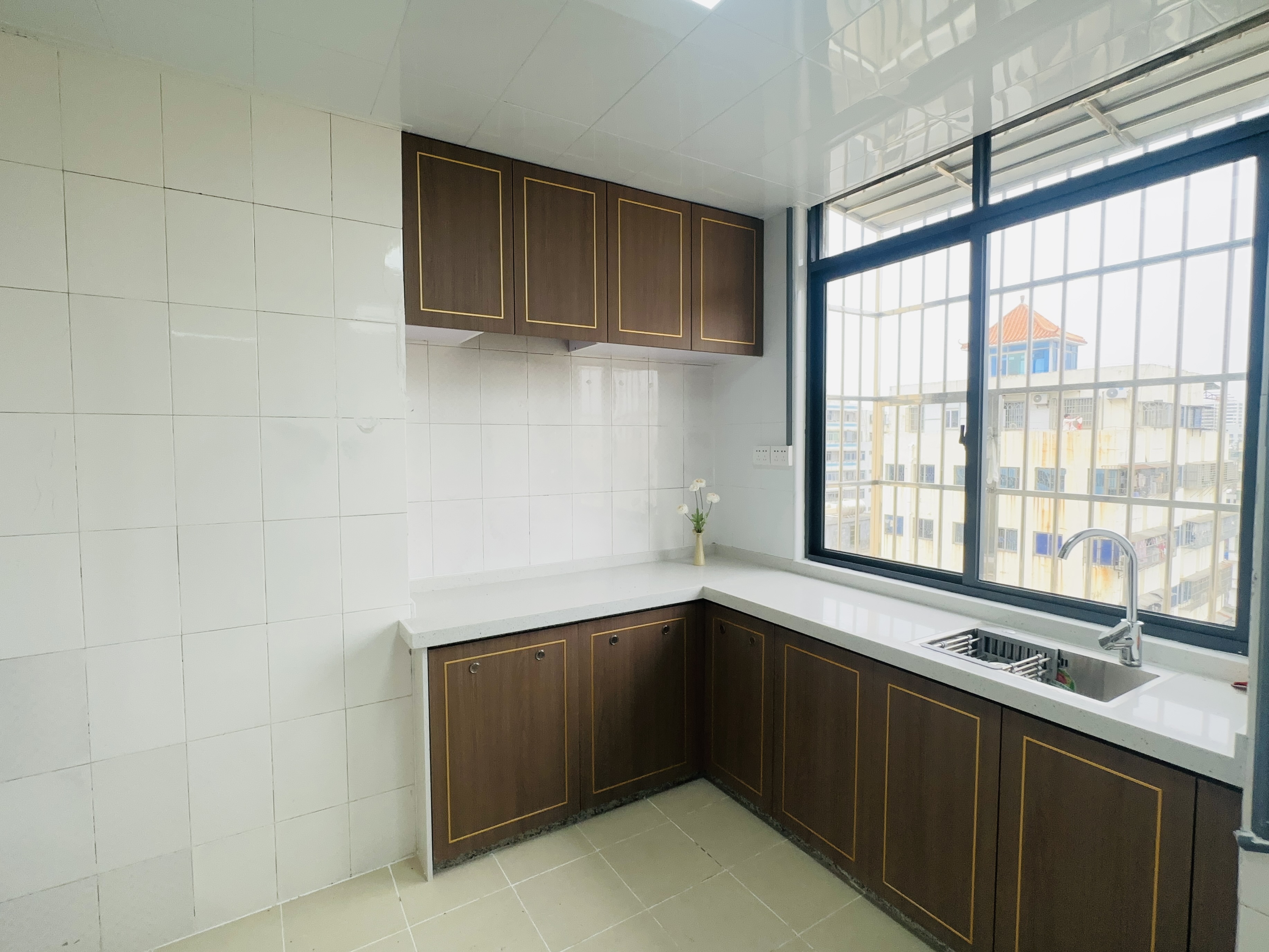 藤园阁(府城新城路) 3室2厅1卫 112.8万 藤园阁(府城新城路) 3室2厅1卫 112.8万厨房