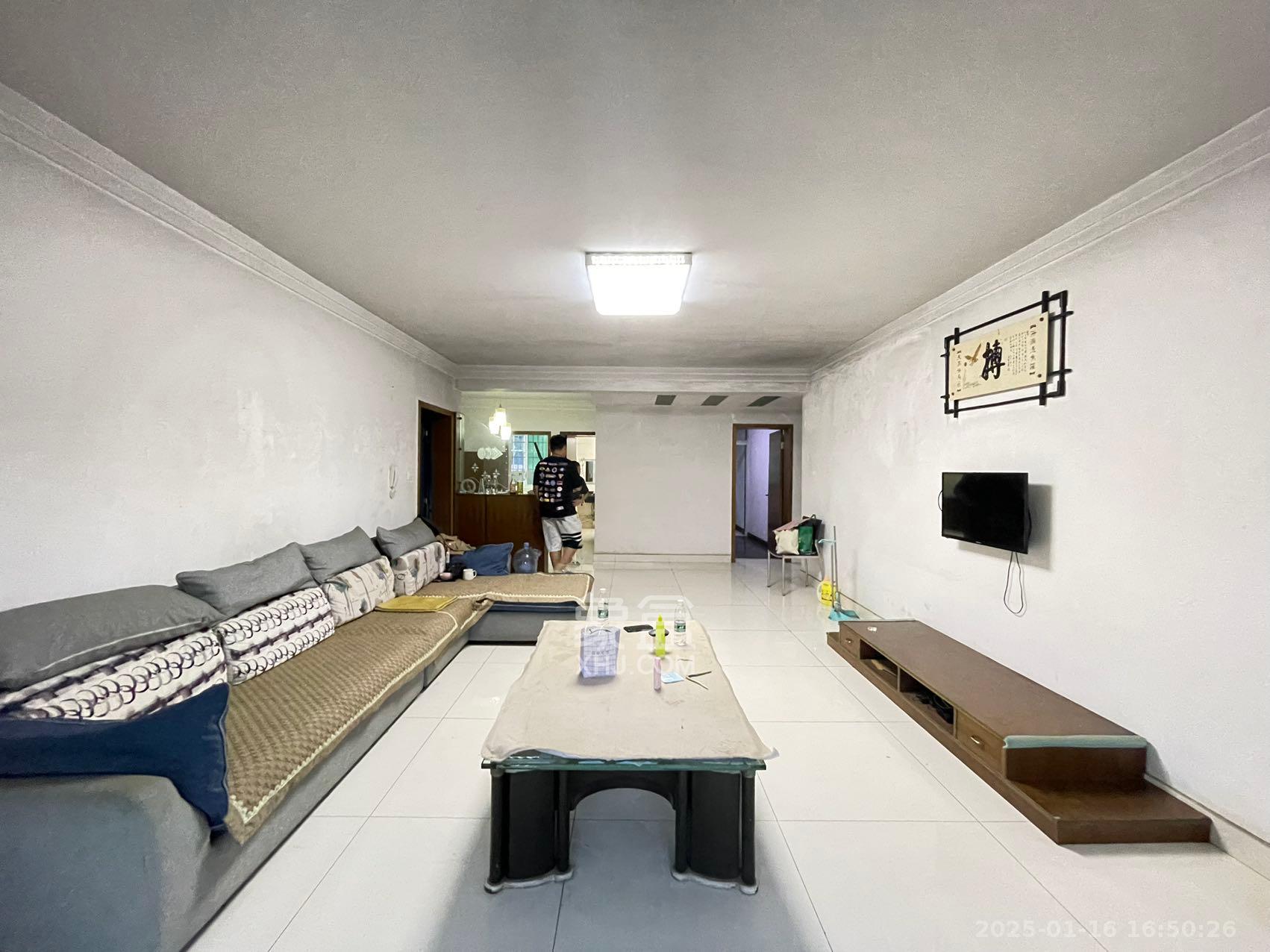 恩瑞麓山名园(龙王港小区) 1室2厅1卫 700.0元/月 恩瑞麓山名园(龙王港小区) 1室2厅1卫 700.0元/月室内图