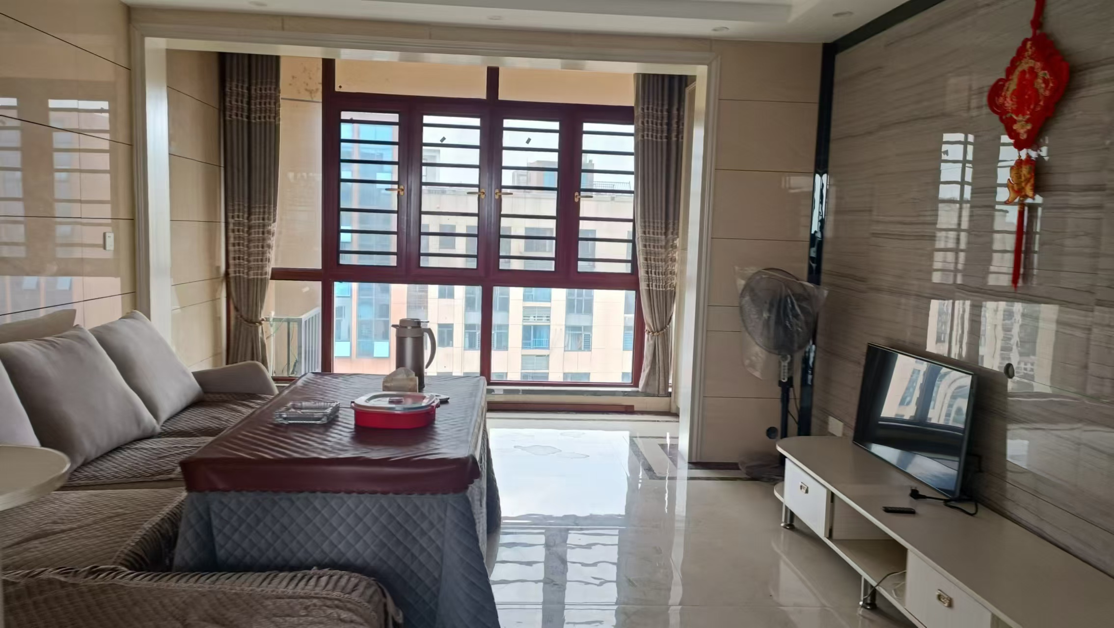 百弘学府城 3室2厅2卫 1800.0元/月 百弘学府城 3室2厅2卫 1800.0元/月室内图