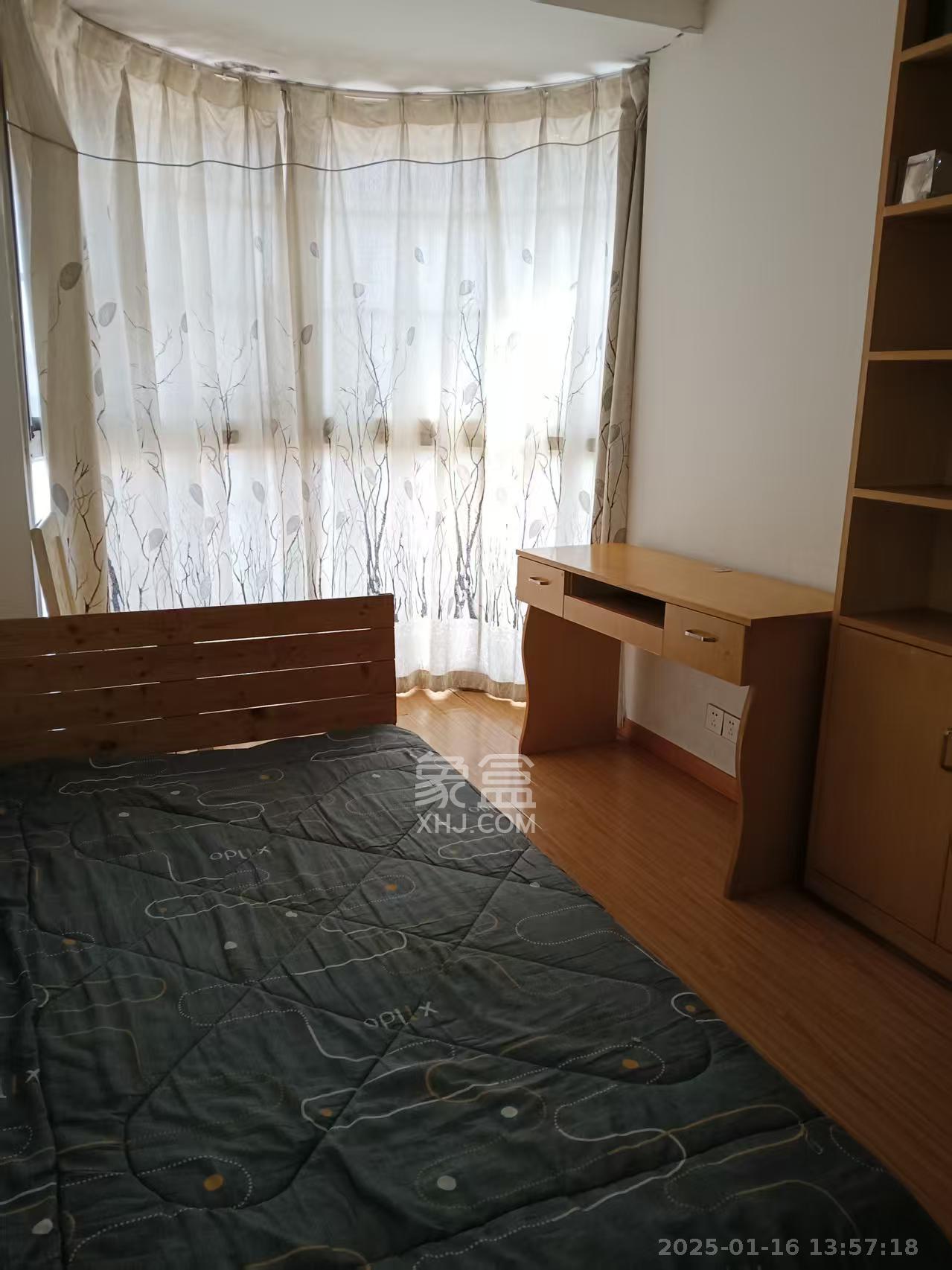 湘绣城  3室2厅2卫   1600.00元/月室内图