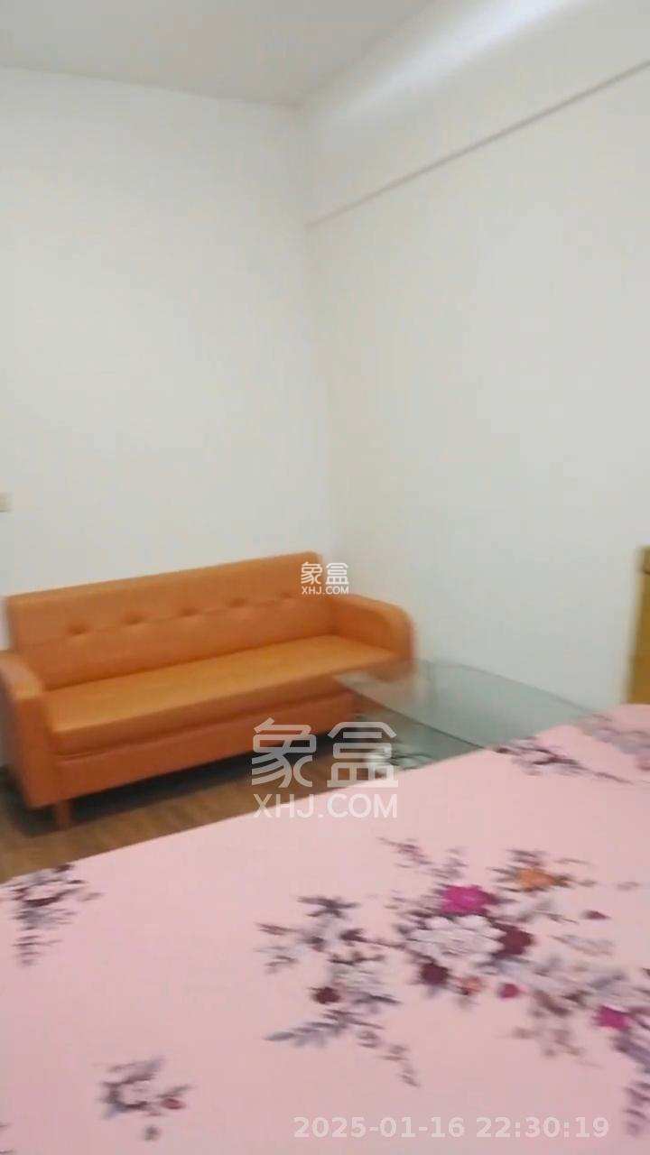 名富公寓  1室1厅1卫    1600.0元/月 名富公寓  1室1厅1卫    1600.0元/月室内图