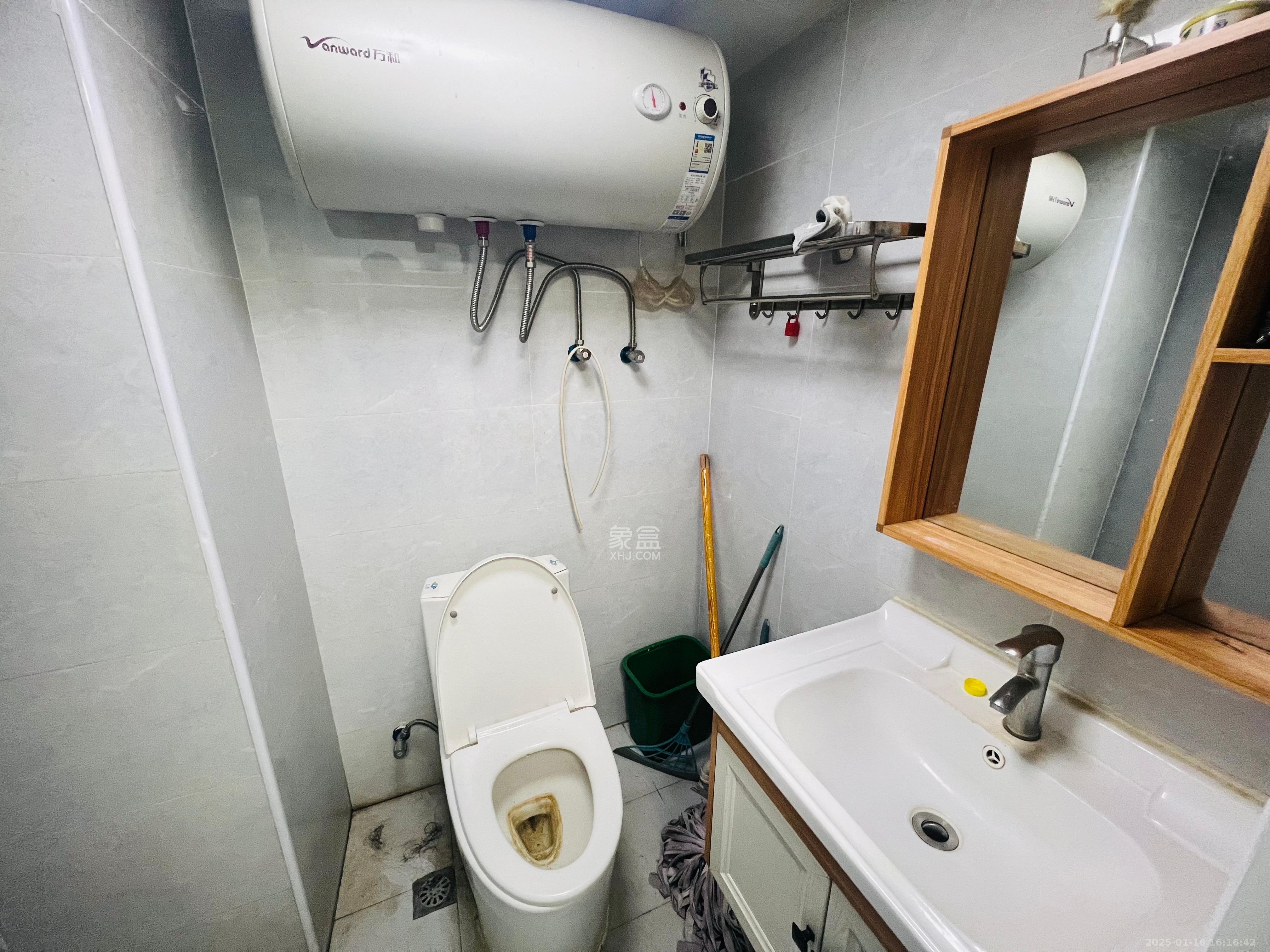 达美美立方 2室1厅1卫 2200.0元/月 达美美立方 2室1厅1卫 2200.0元/月室内图