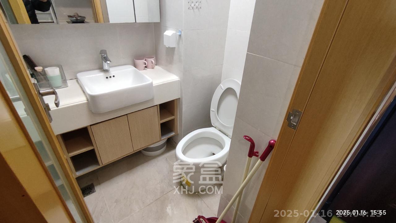 中海国际二期 1室1厅1卫 1200.0元/月 中海国际二期 1室1厅1卫 1200.0元/月室内图