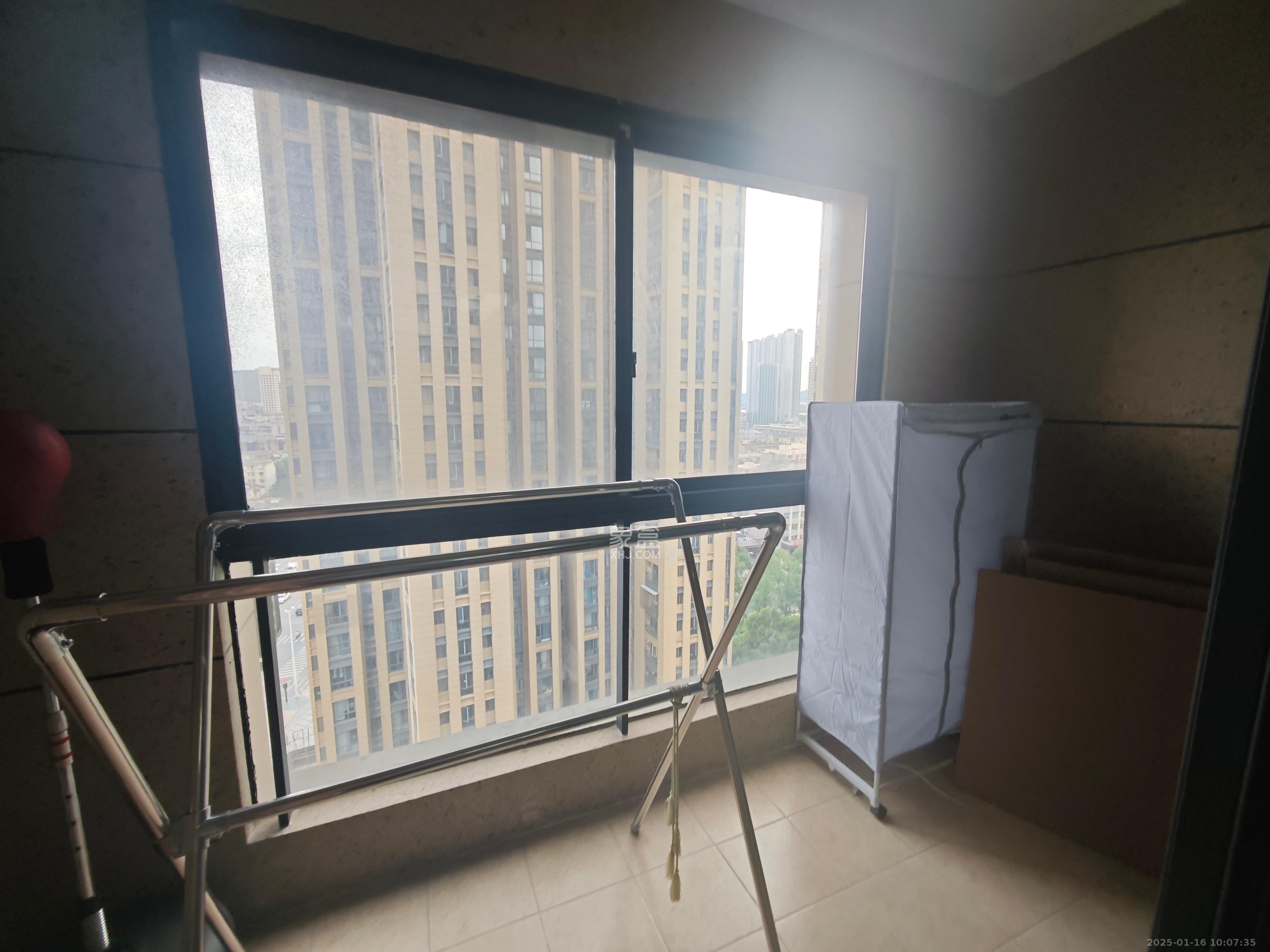 复地崑玉国际一期 2室1厅1卫 3500.0元/月 复地崑玉国际一期 2室1厅1卫 3500.0元/月室内图