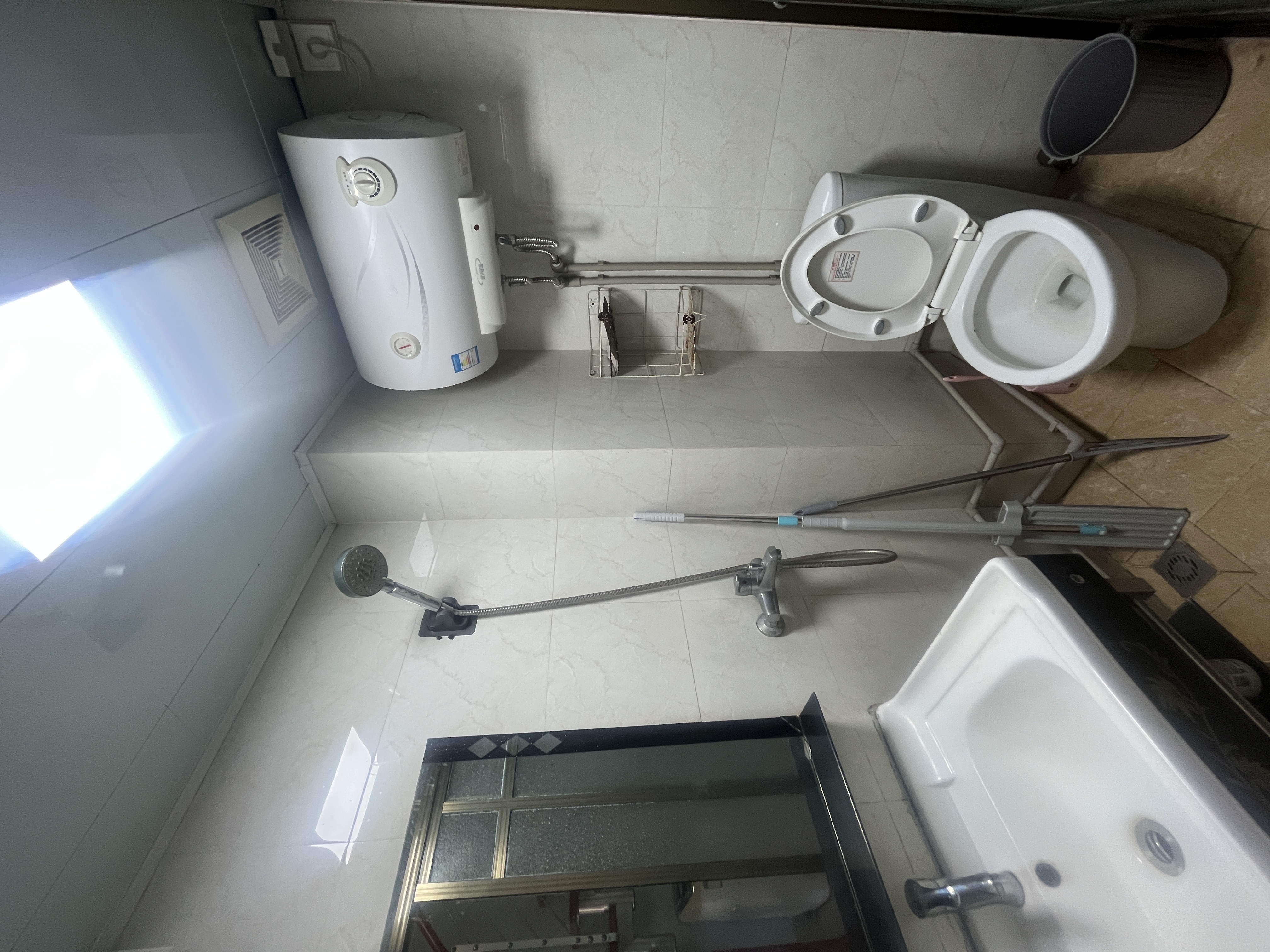 华林广场 3室2厅1卫 90.0万 华林广场 3室2厅1卫 90.0万室内图