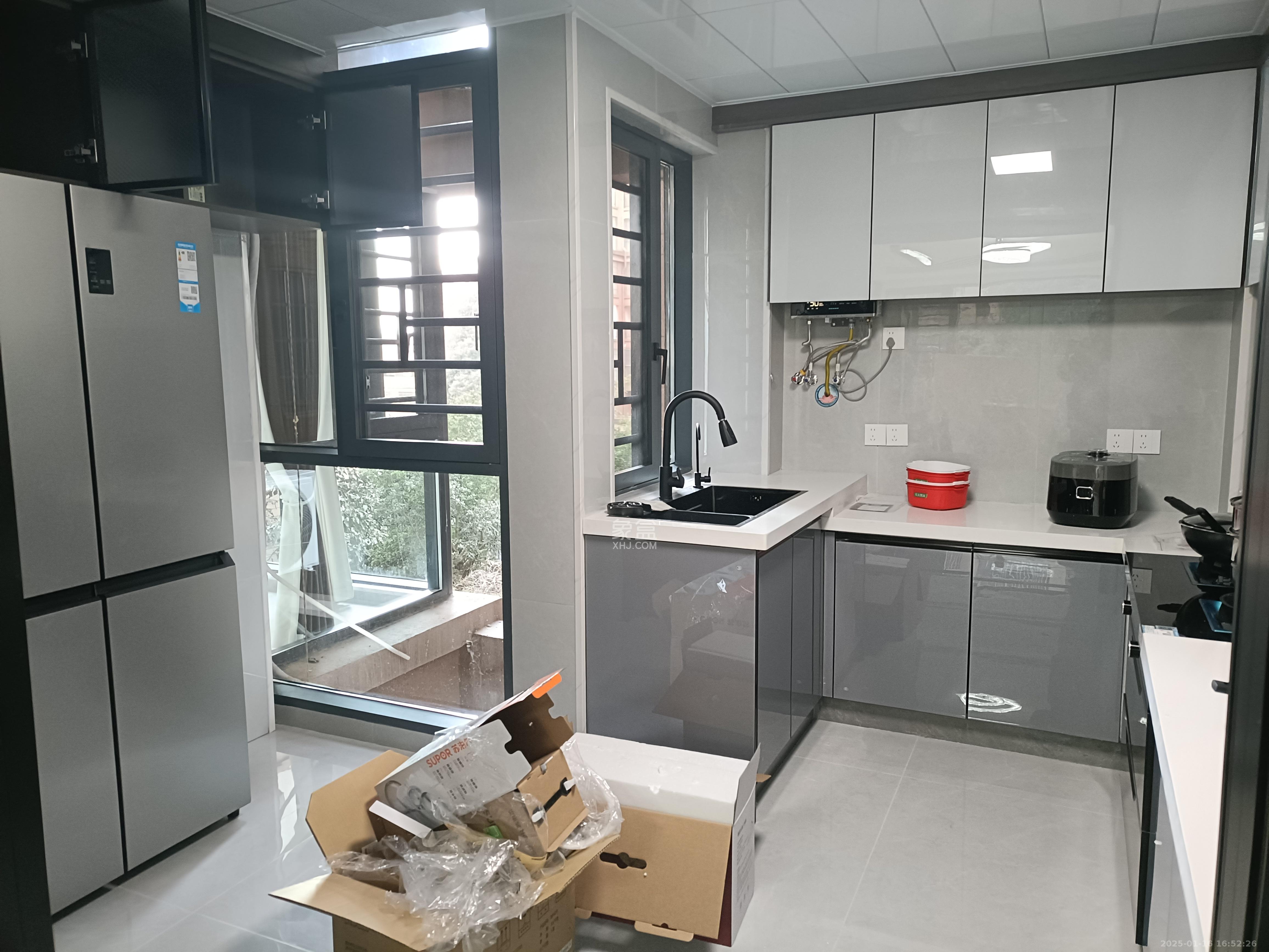 鑫天格林香山 4室2厅2卫 2800.0元/月 鑫天格林香山 4室2厅2卫 2800.0元/月室内图