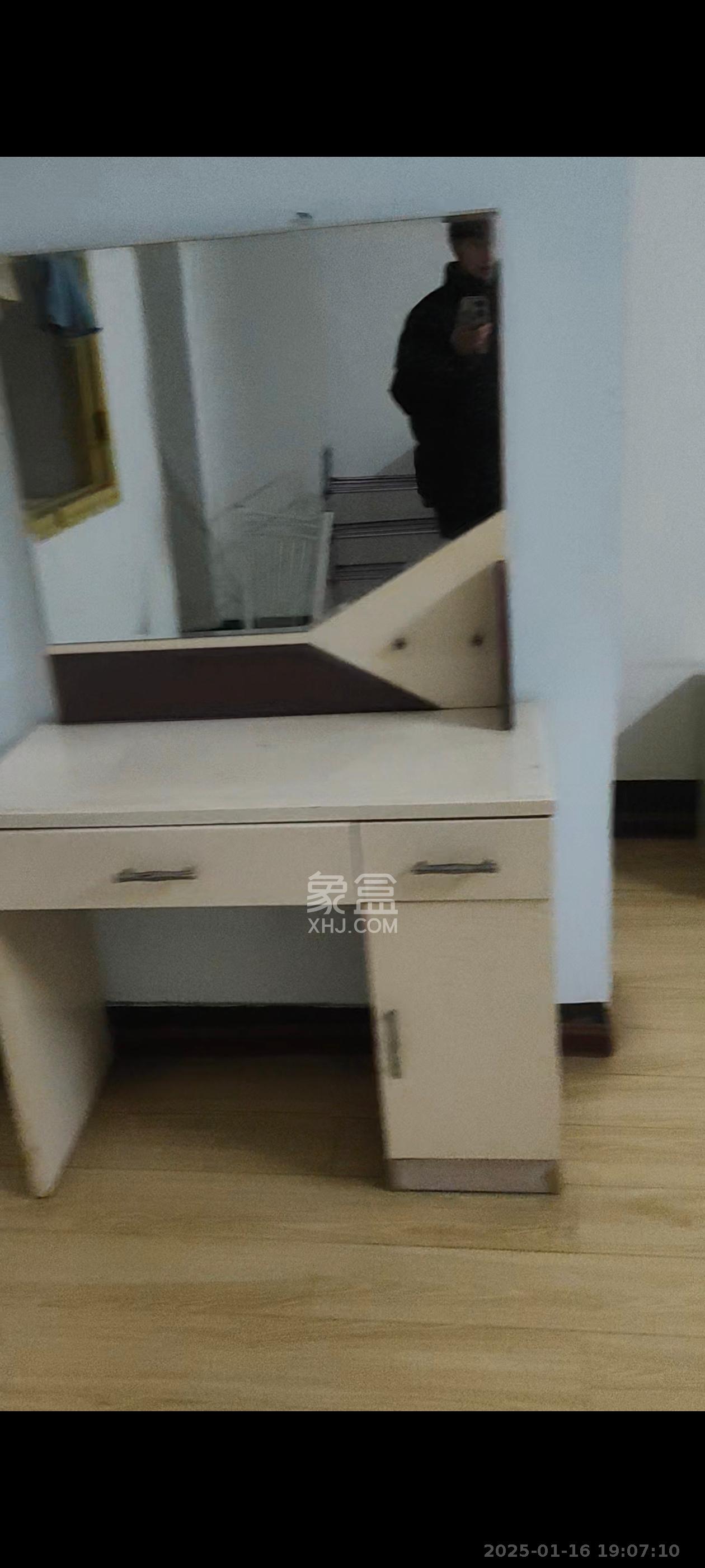 湘仪家园  1室1厅1卫   1400.00元/月室内图