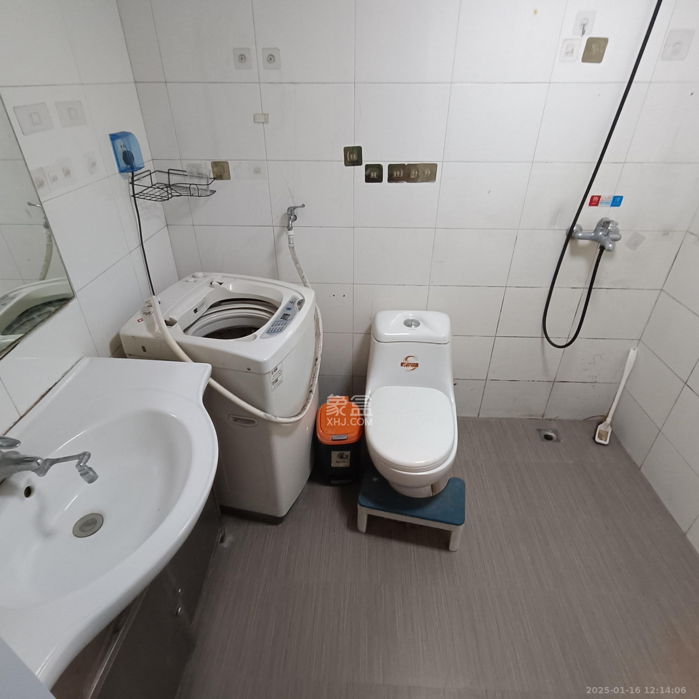 BOBO国际  1室1厅1卫    2500.0元/月室内图