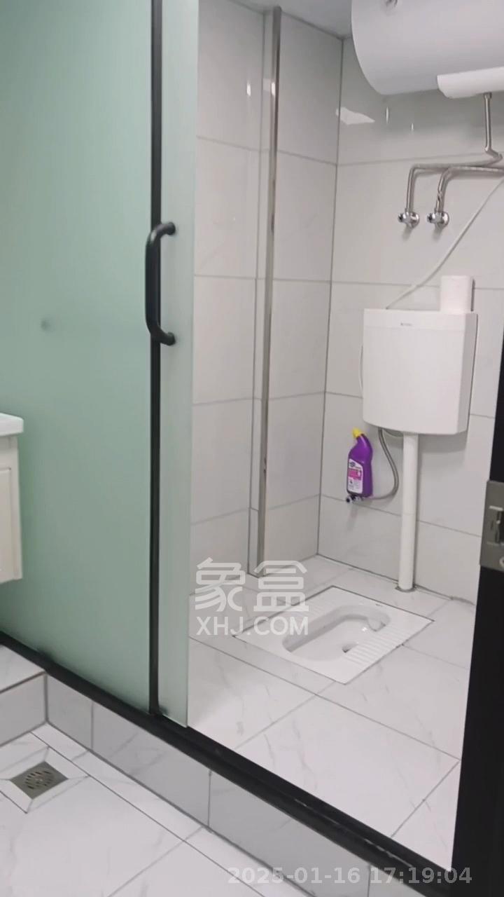 都市阳光大厦 3室2厅1卫 4200.0元/月 都市阳光大厦 3室2厅1卫 4200.0元/月室内图