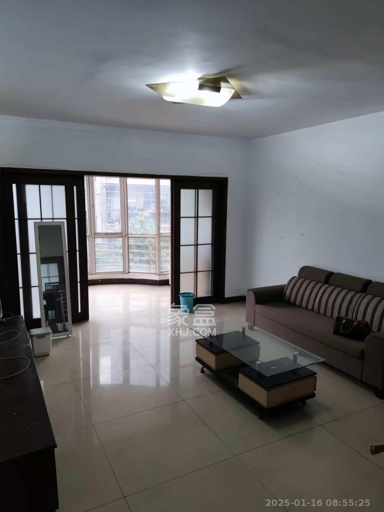 财富时代(高桥中江置业财富) 2室1厅1卫 1600.0元/月 财富时代(高桥中江置业财富) 2室1厅1卫 1600.0元/月室内图