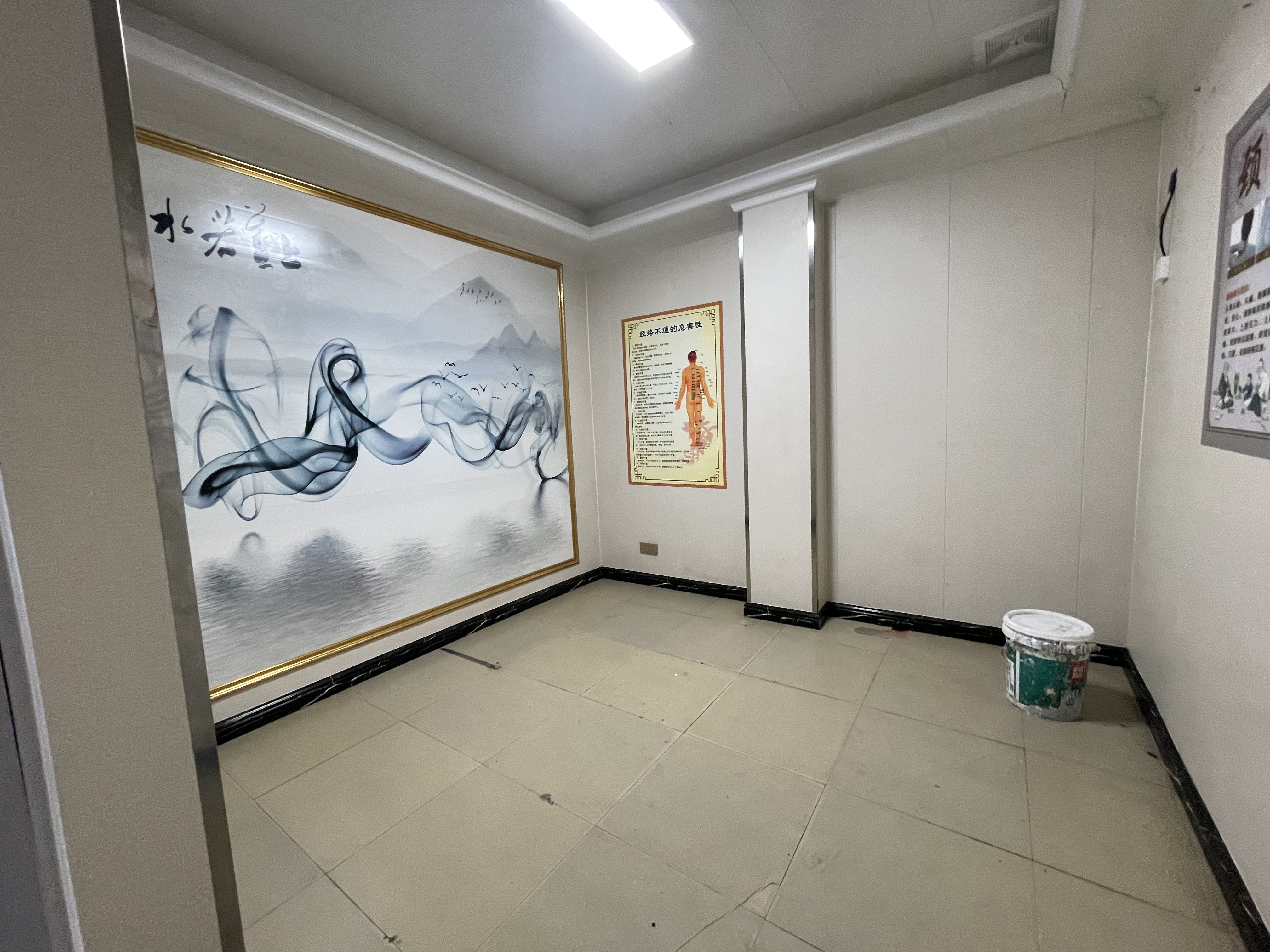 大龙花园(海达路) 1室1厅1卫 22000.0元/月 大龙花园(海达路) 1室1厅1卫 22000.0元/月室内图