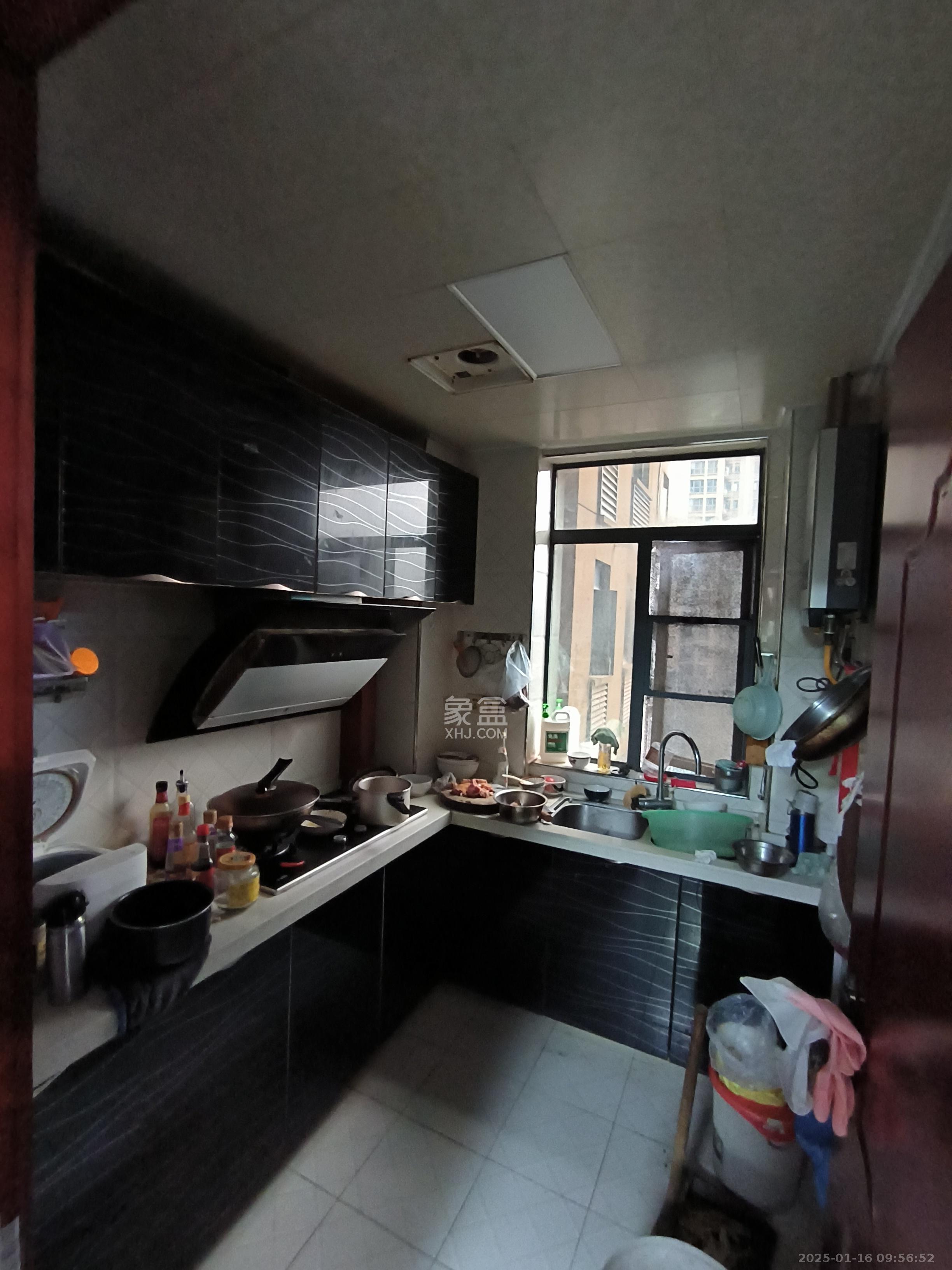 悦湖山  4室2厅2卫   3000.00元/月室内图