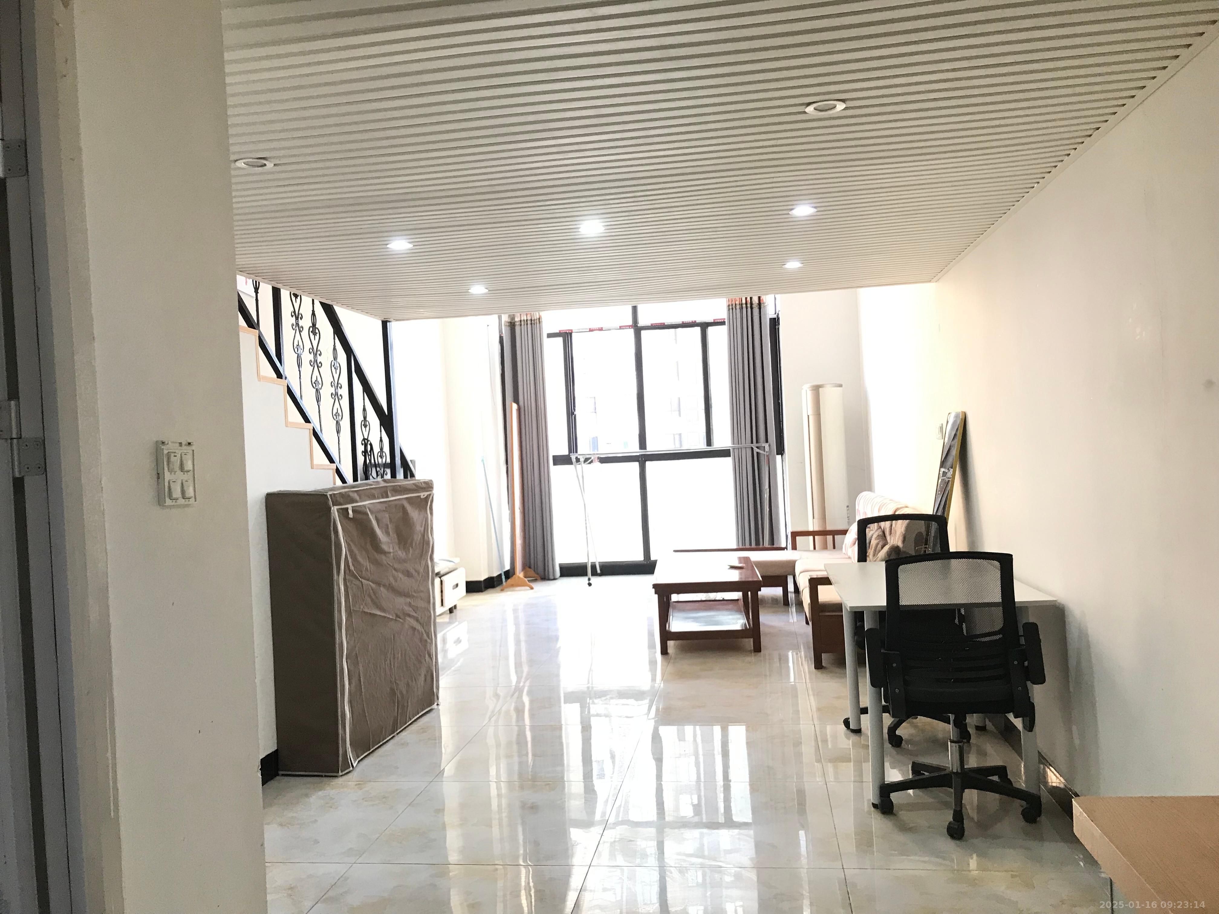 金科时代中心  1室1厅1卫   1600.00元/月