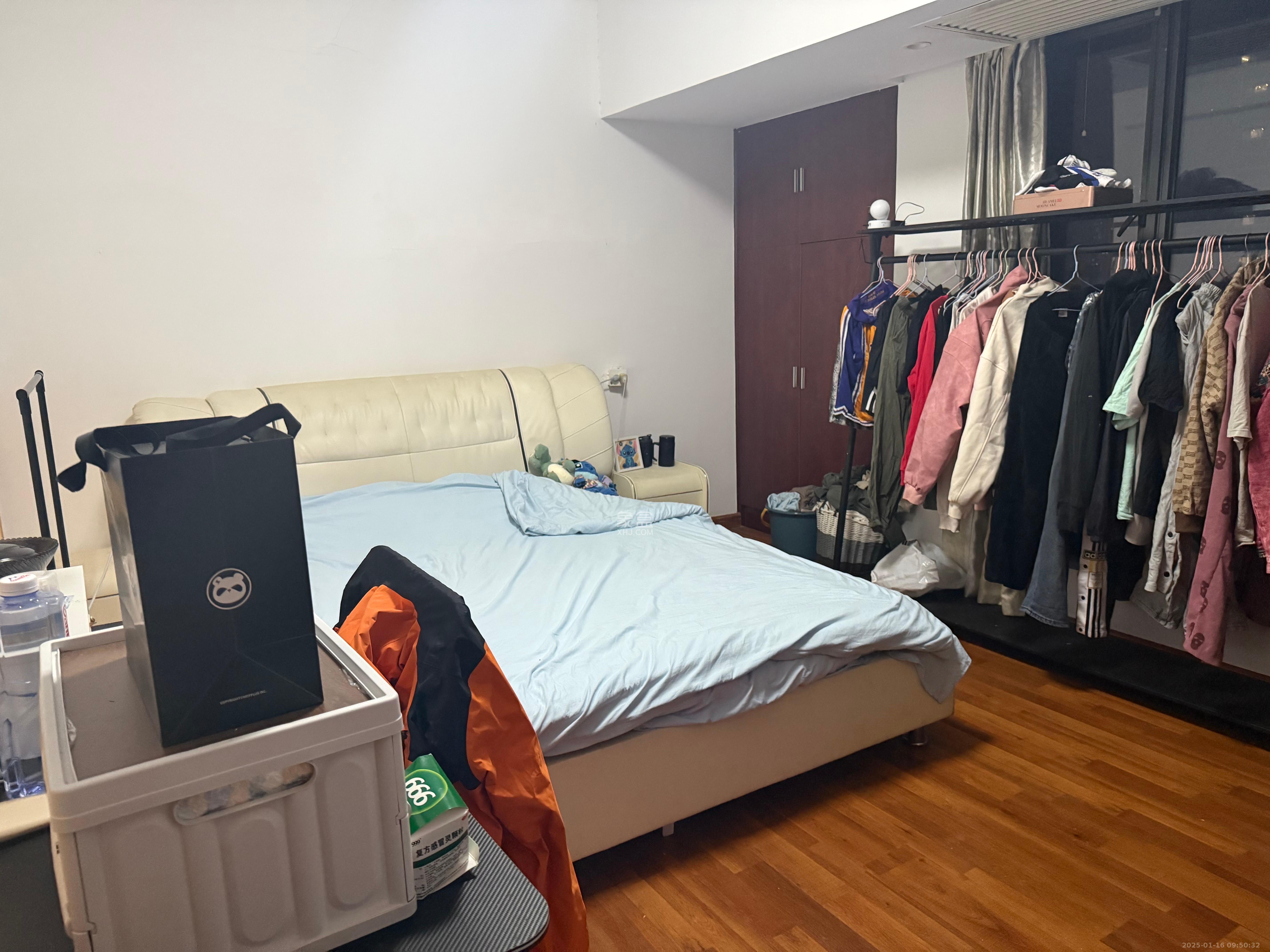 名富公寓  1室1厅1卫   1800.00元/月室内图