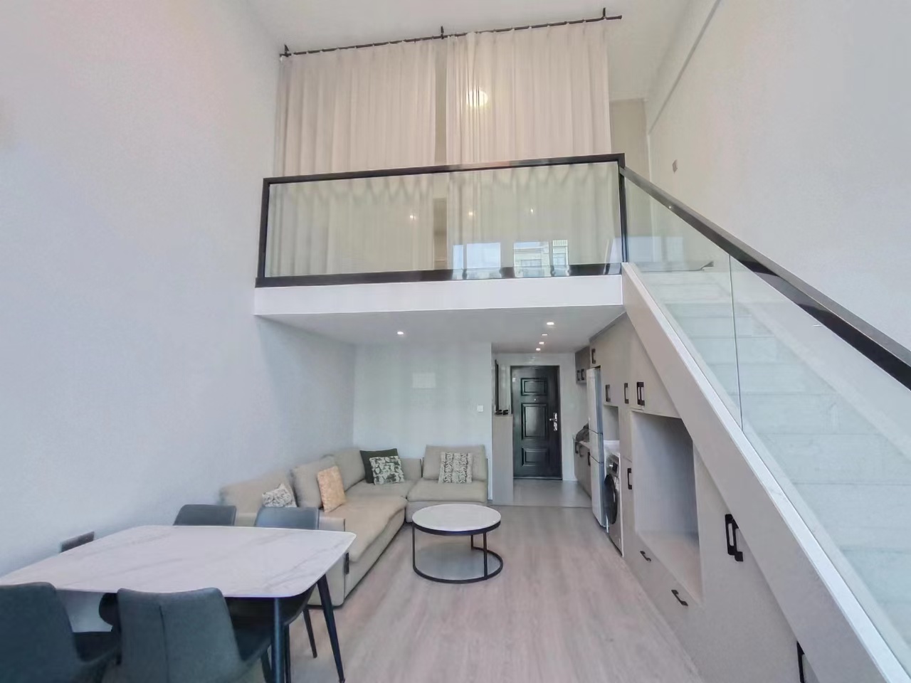 万恒公馆 1室1厅1卫 2400.0元/月 万恒公馆 1室1厅1卫 2400.0元/月室内图