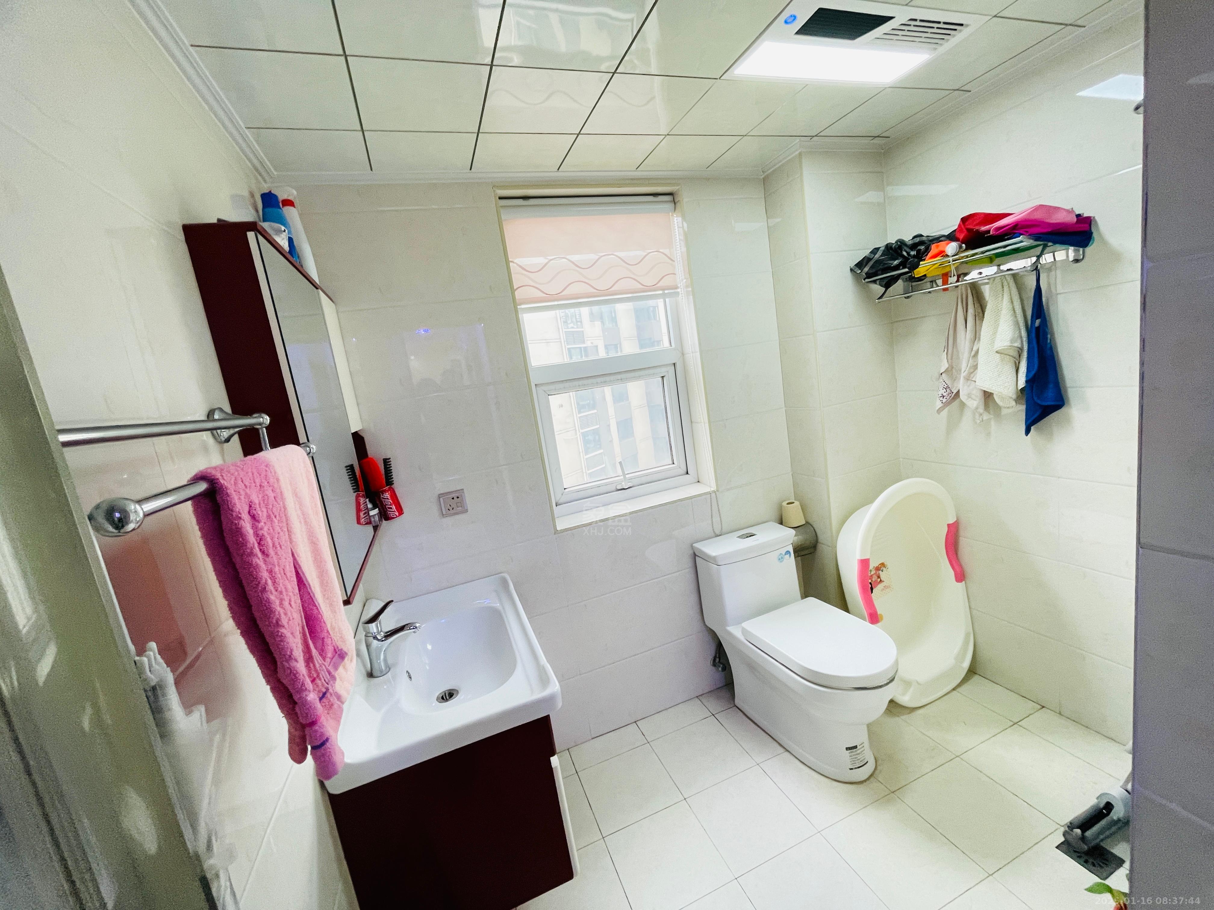 美的城四期 3室2厅2卫 2000.0元/月 美的城四期 3室2厅2卫 2000.0元/月室内图