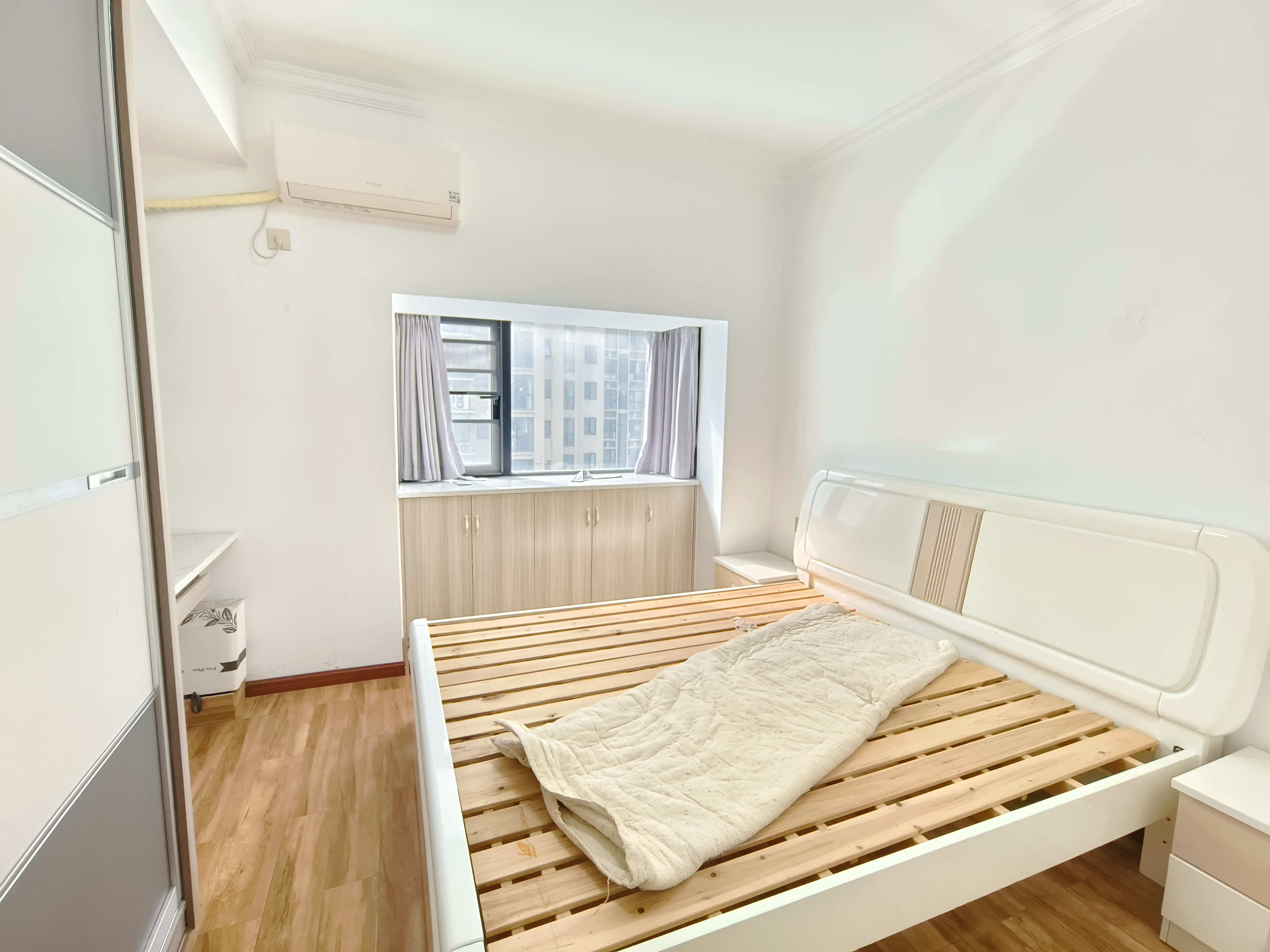 新邦壹品 2室2厅1卫 1800.0元/月 新邦壹品 2室2厅1卫 1800.0元/月室内图