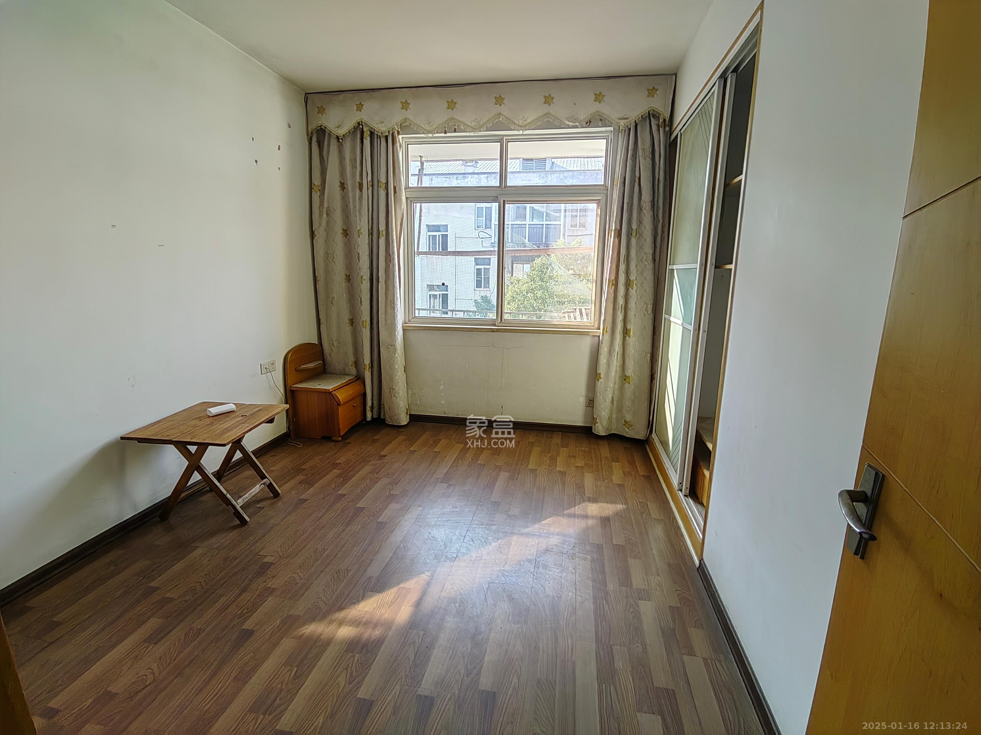 阳光苑 3室2厅2卫 1500.0元/月 阳光苑 3室2厅2卫 1500.0元/月室内图