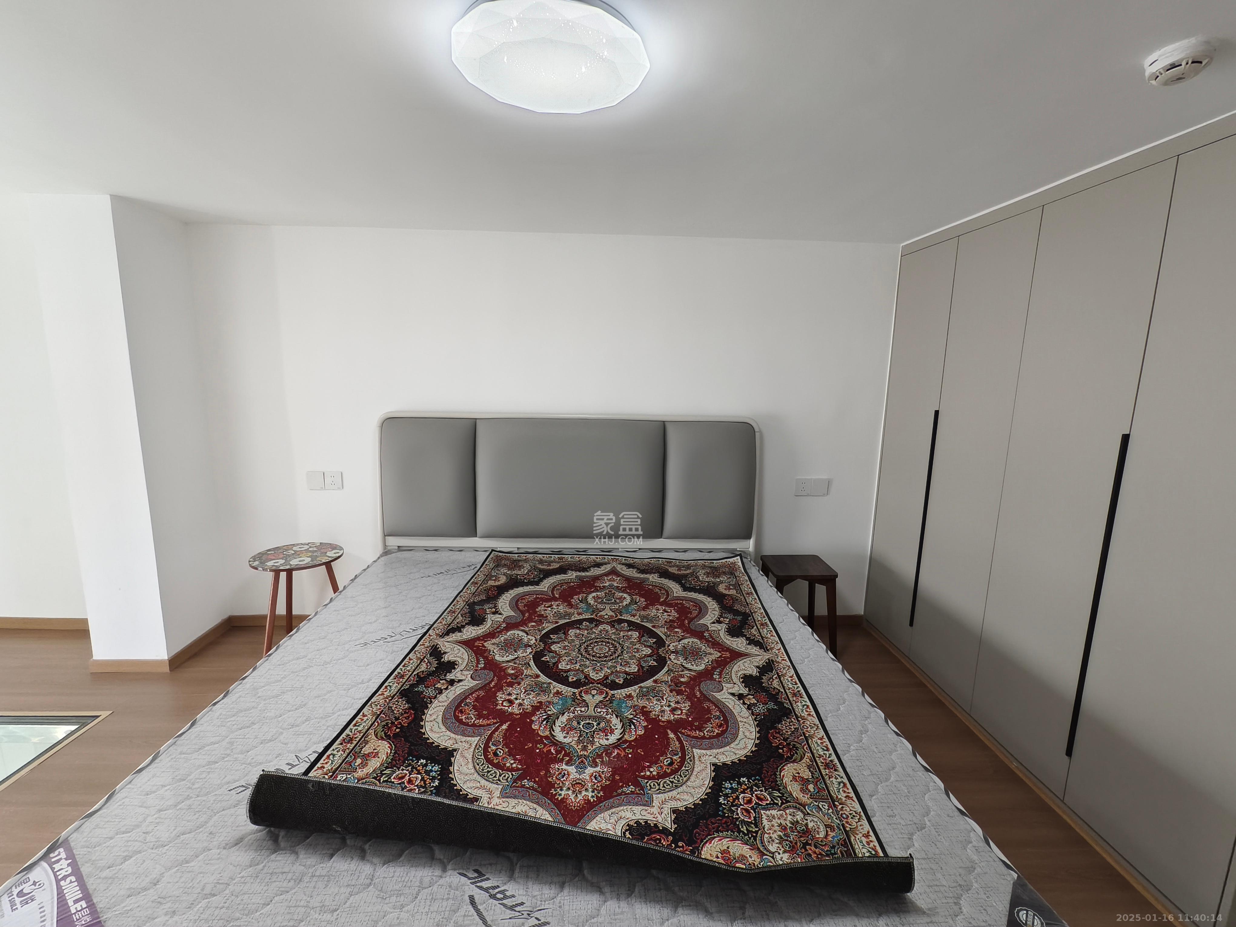 复地滨江金融中心 2室1厅1卫 3000.0元/月 复地滨江金融中心 2室1厅1卫 3000.0元/月室内图