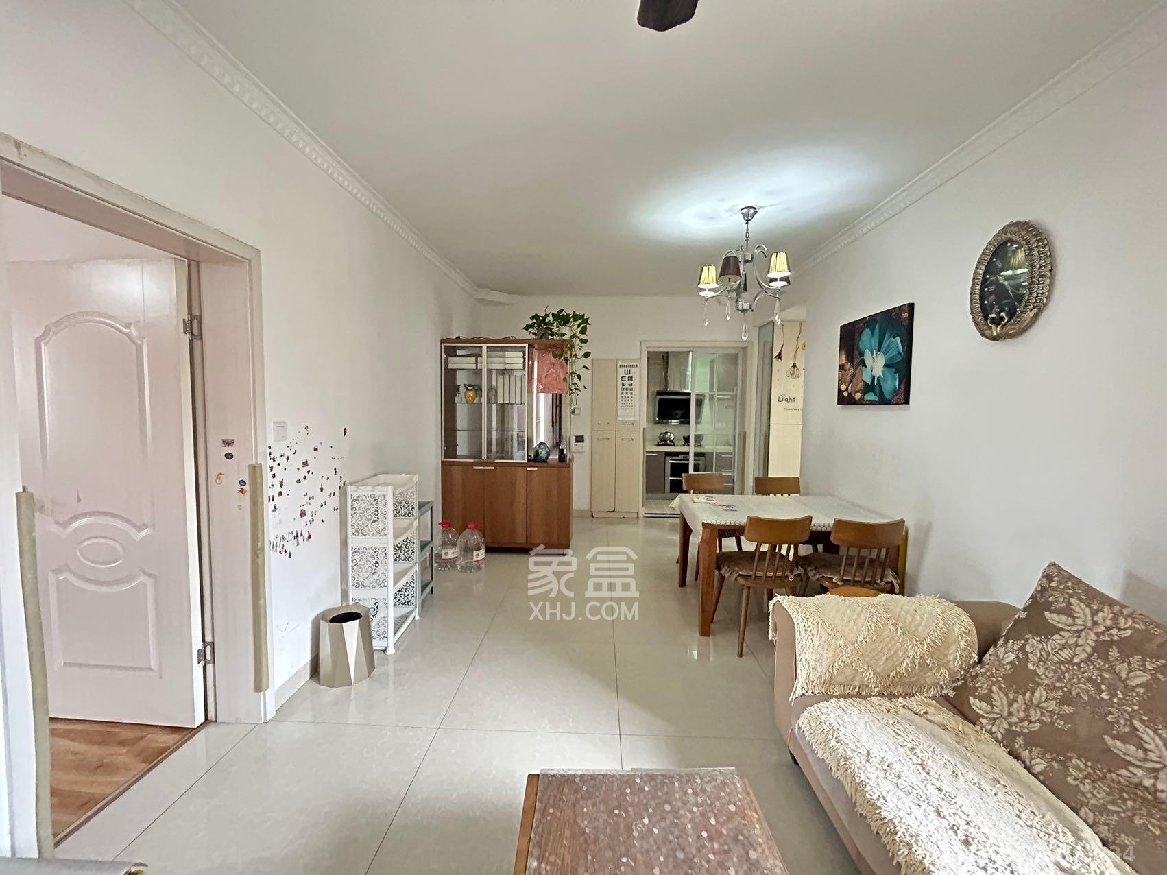 怡海星城 2室2厅1卫 1800.0元/月 怡海星城 2室2厅1卫 1800.0元/月室内图