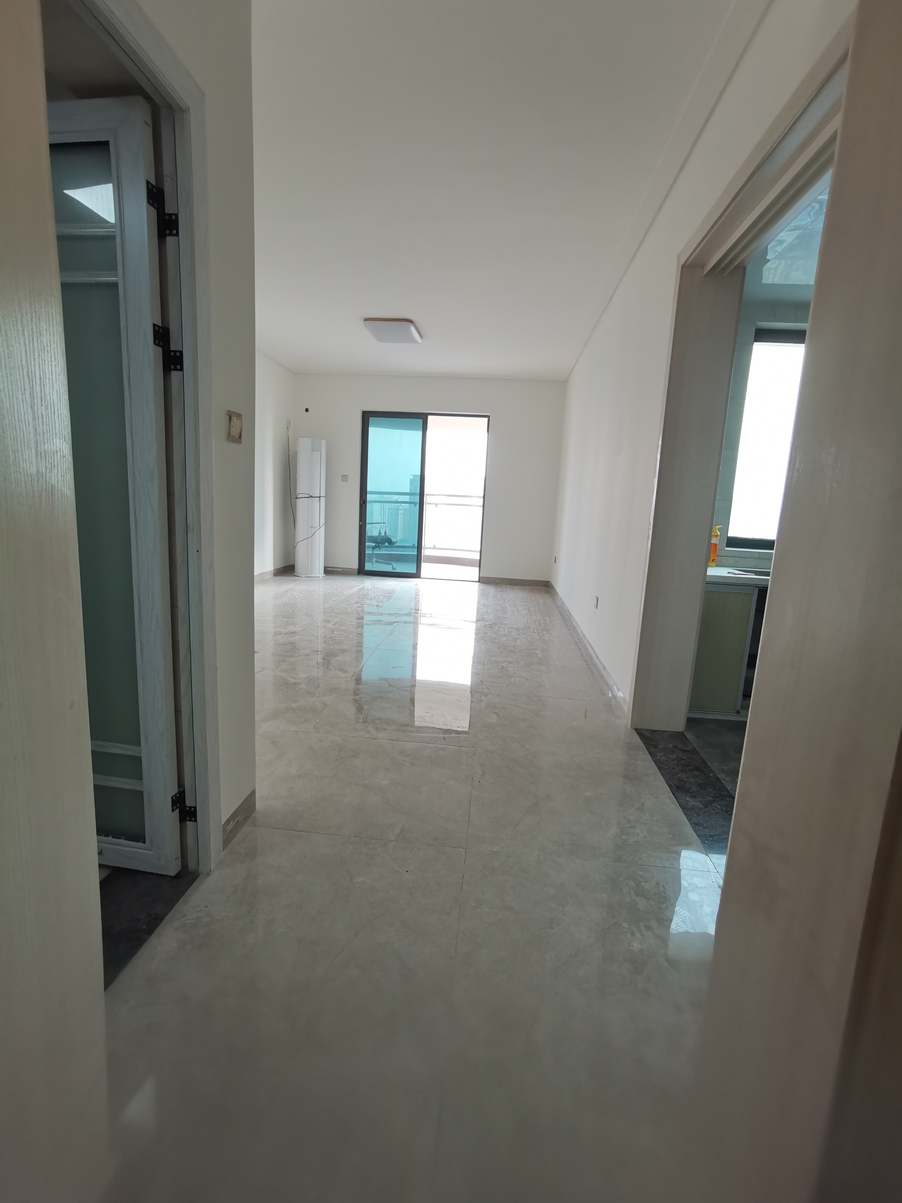 国兴城(B区)  2室2厅1卫    2700.0元/月 国兴城(B区)  2室2厅1卫    2700.0元/月室内图