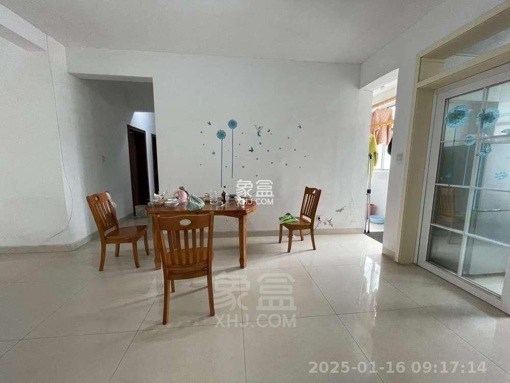 香草园  3室2厅2卫    1500.0元/月 香草园  3室2厅2卫    1500.0元/月室内图