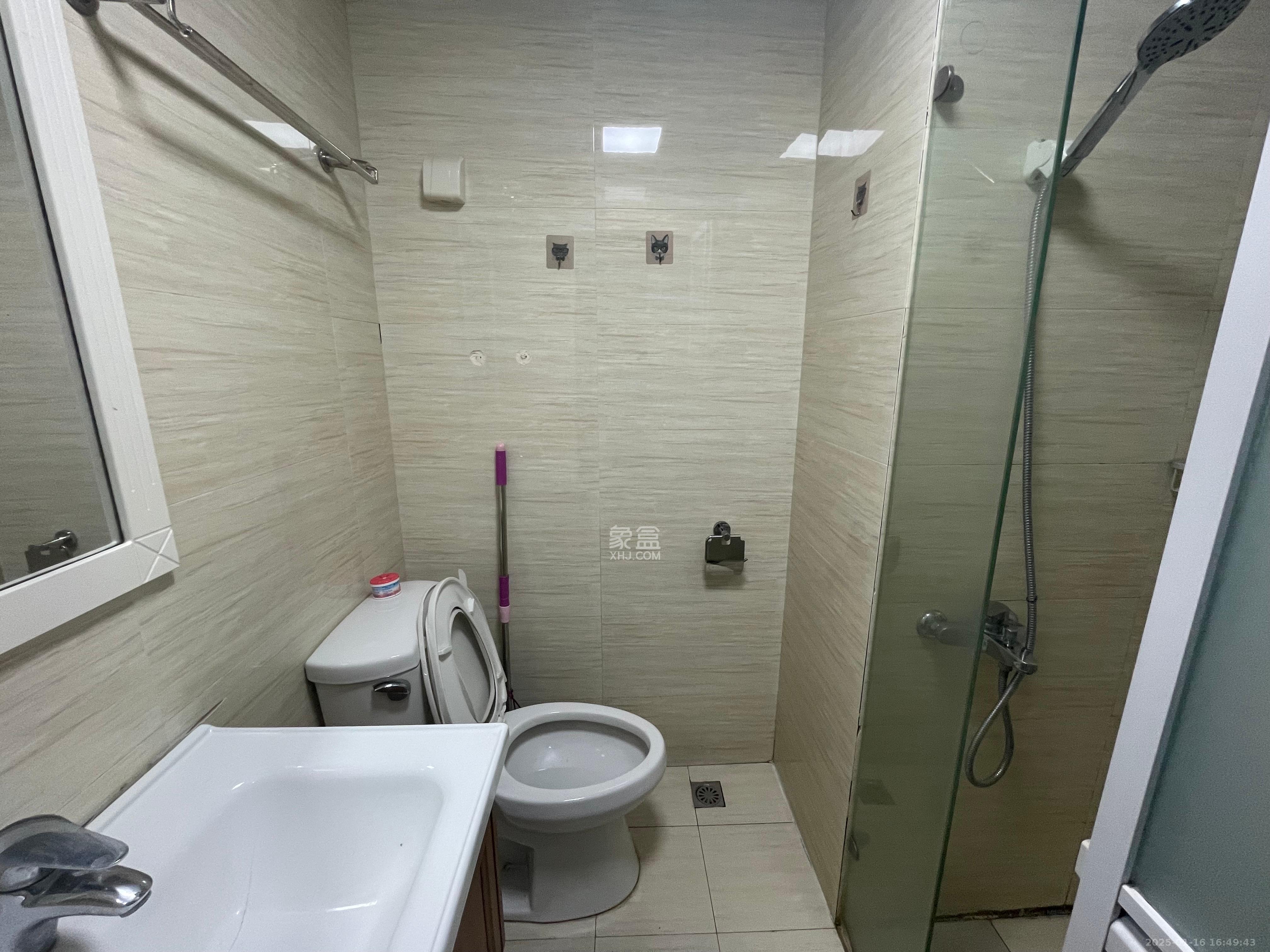 中建木莲工社  1室1厅1卫   1200.00元/月室内图
