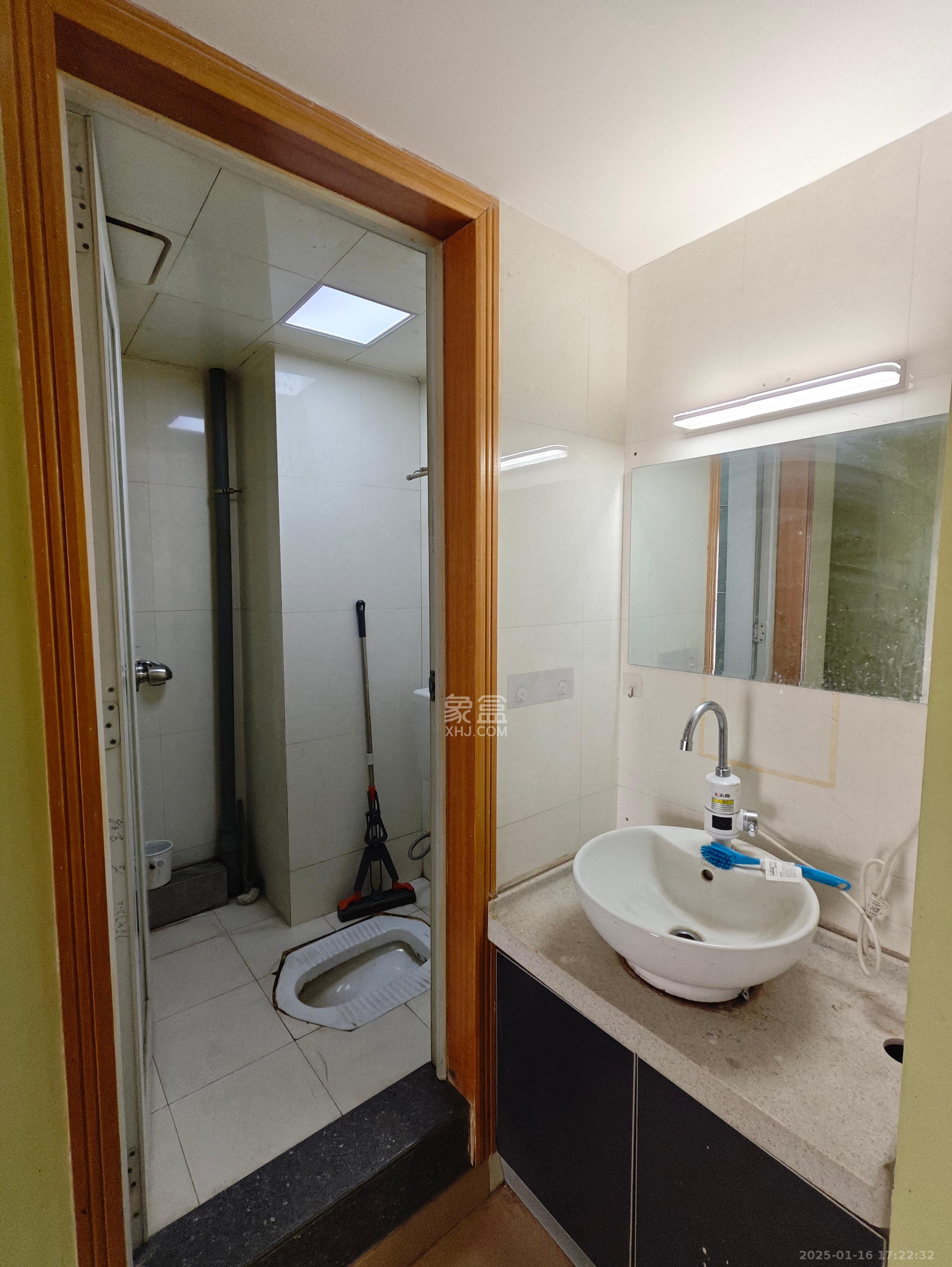 华菱蓝调国际(华菱.香墅美地) 1室2厅1卫 1500.0元/月 华菱蓝调国际(华菱.香墅美地) 1室2厅1卫 1500.0元/月室内图