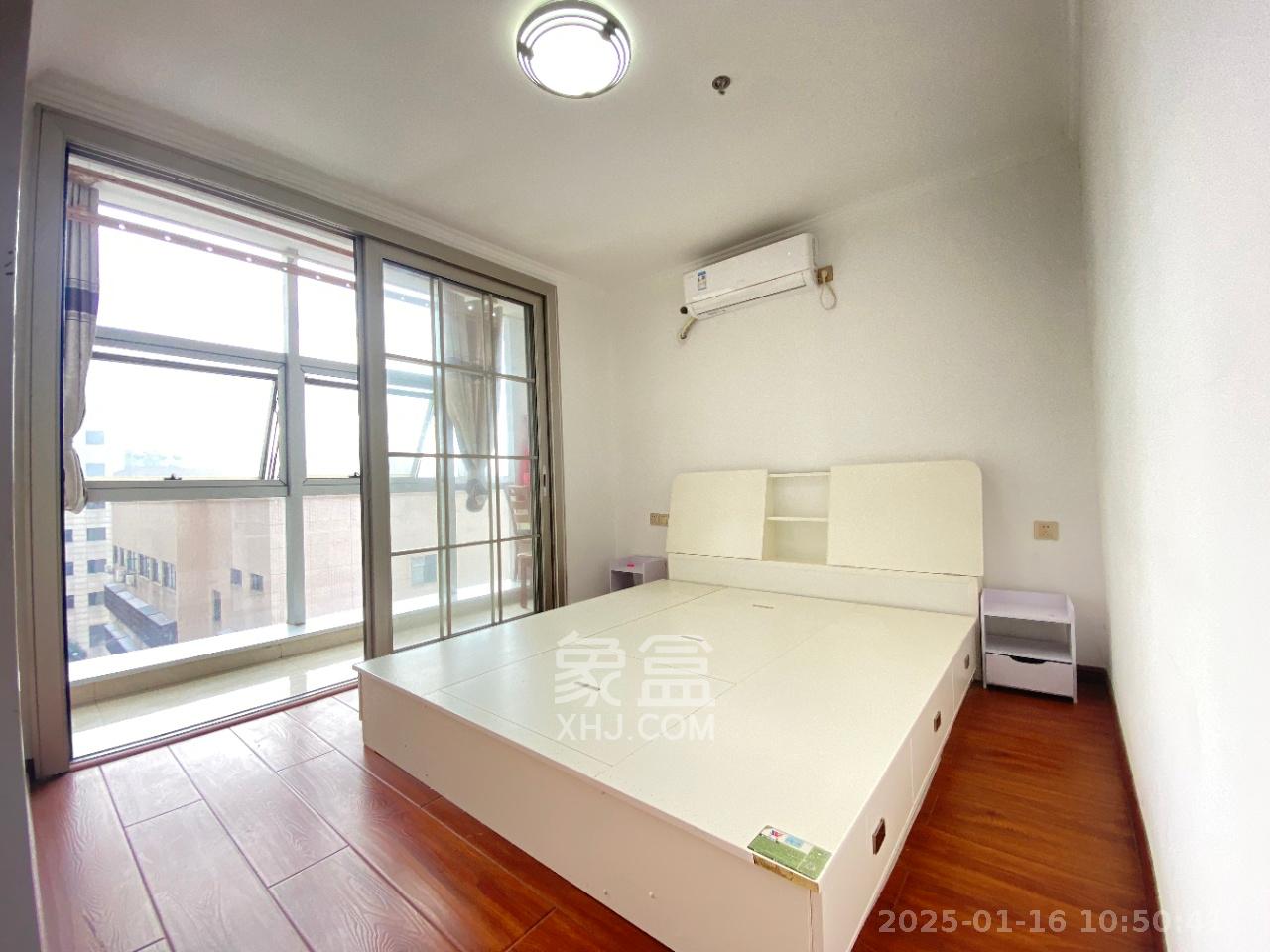 恒泰广场 2室1厅1卫 2000.0元/月 恒泰广场 2室1厅1卫 2000.0元/月室内图