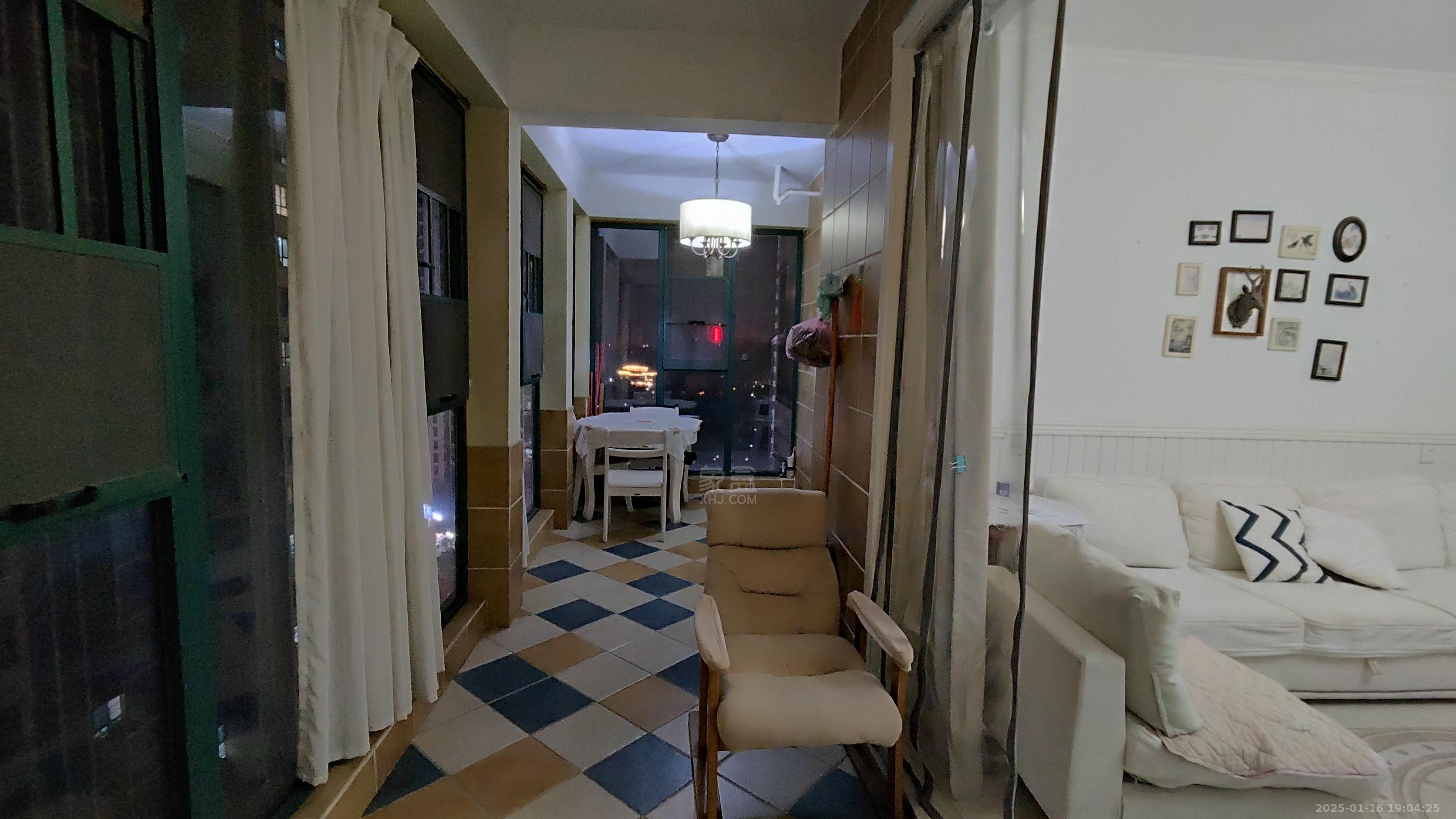 湖景名城  3室2厅1卫    2200.0元/月 湖景名城  3室2厅1卫    2200.0元/月室内图