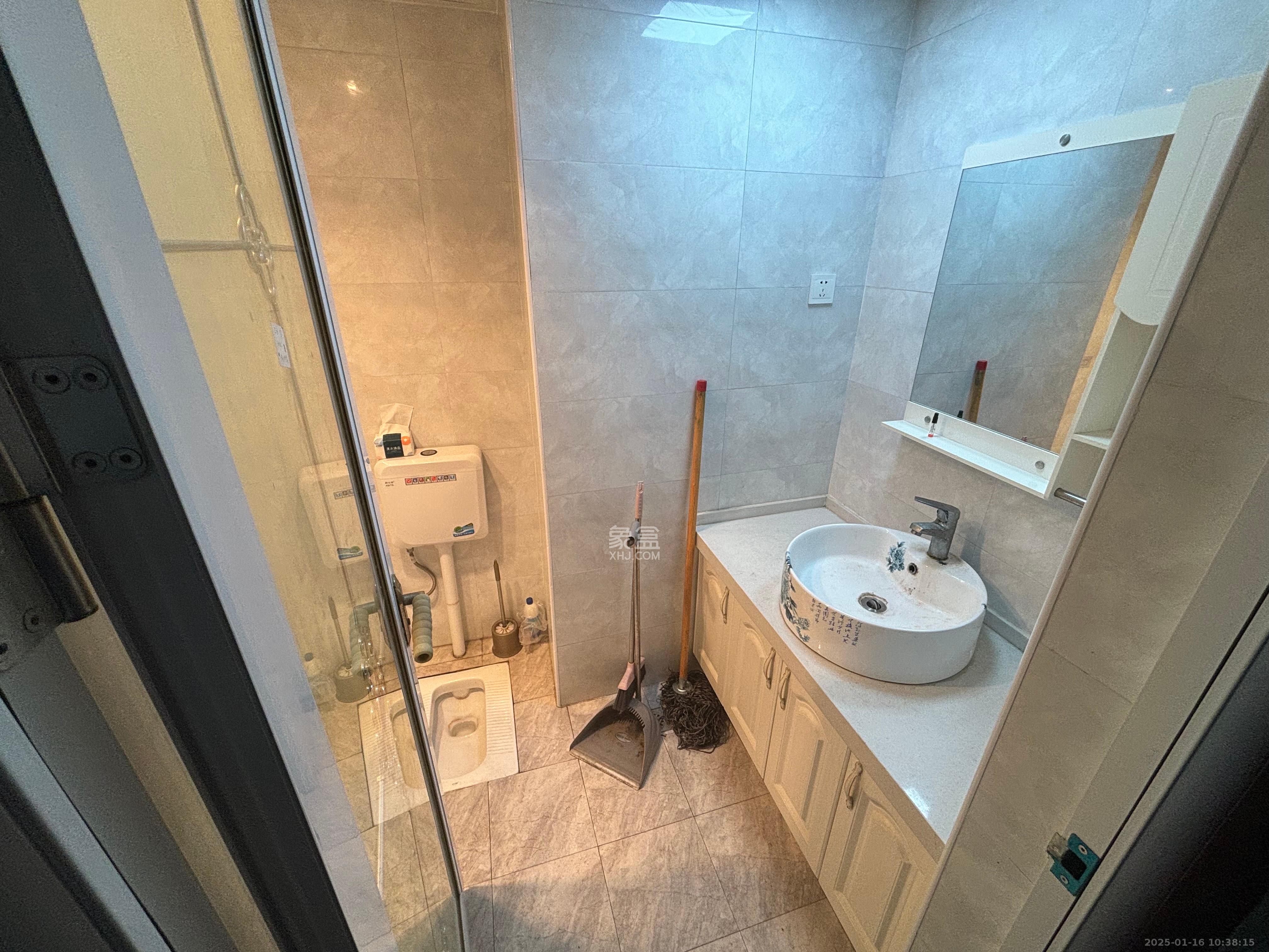 高升时代广场(冠铭商务中心) 1室1厅1卫 1500.0元/月 高升时代广场(冠铭商务中心) 1室1厅1卫 1500.0元/月室内图