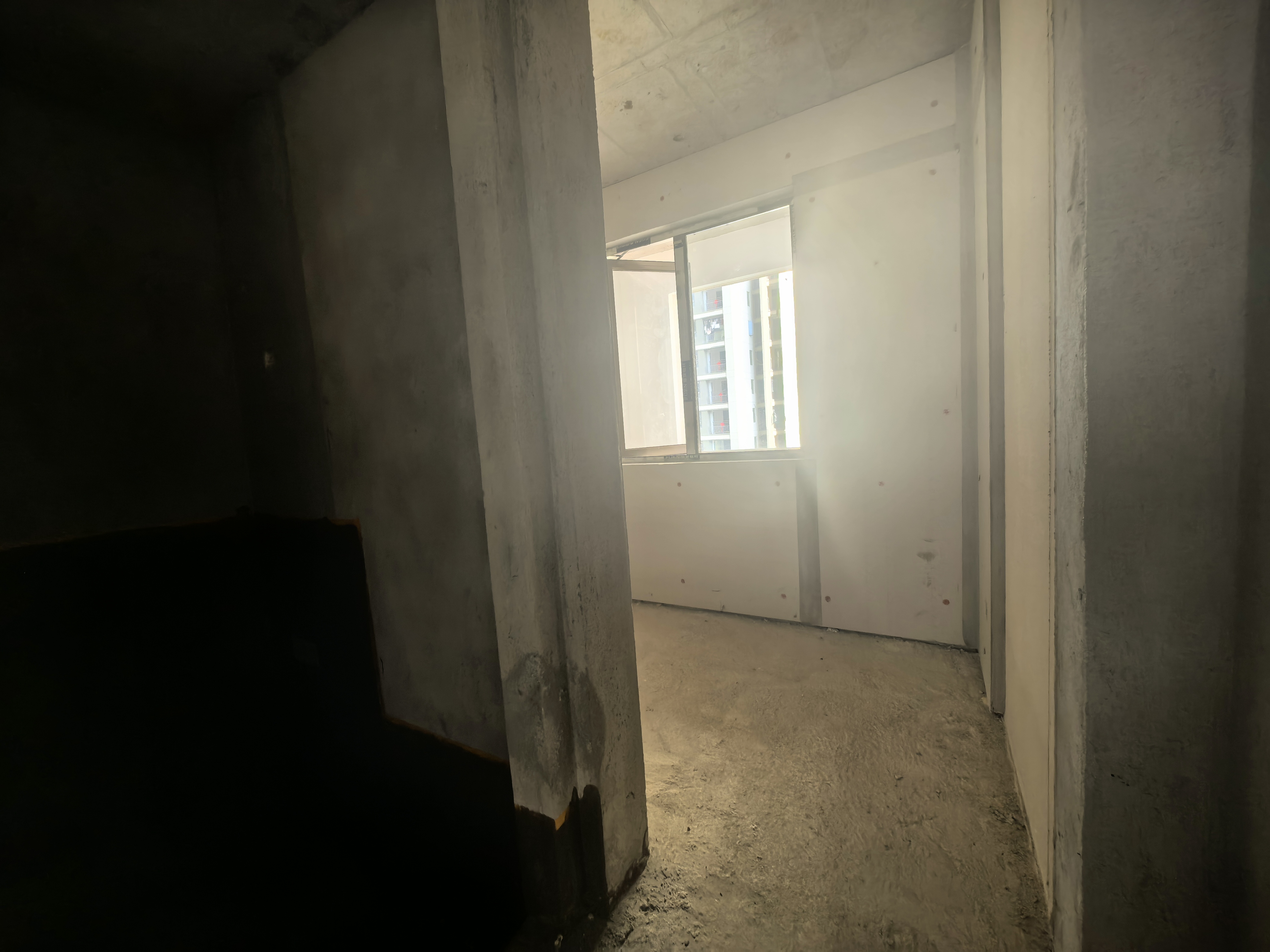 吾悦广场  4室2厅2卫    69.8万客厅