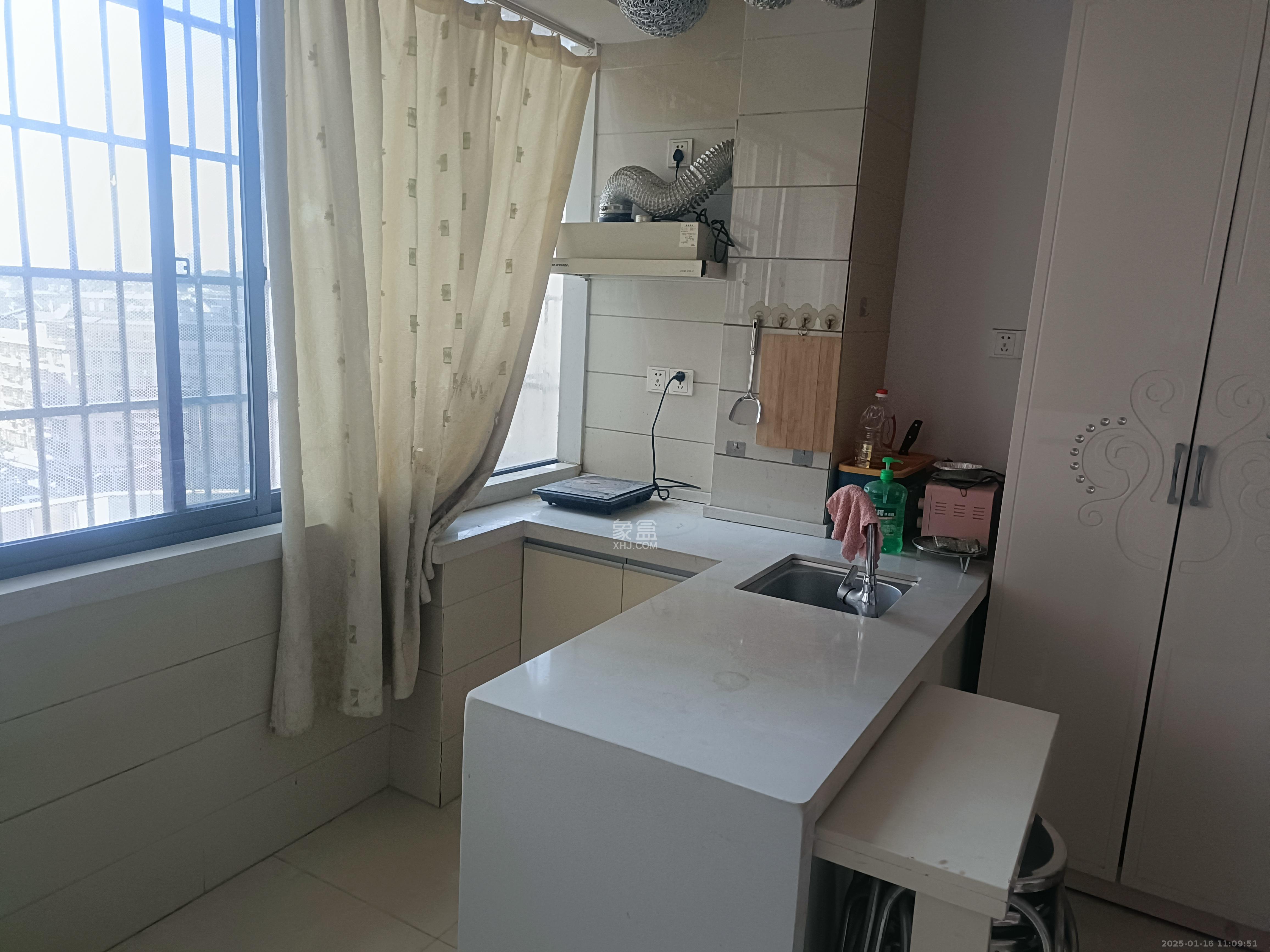 佐佑大厦  1室1厅1卫    850.0元/月 佐佑大厦  1室1厅1卫    850.0元/月室内图