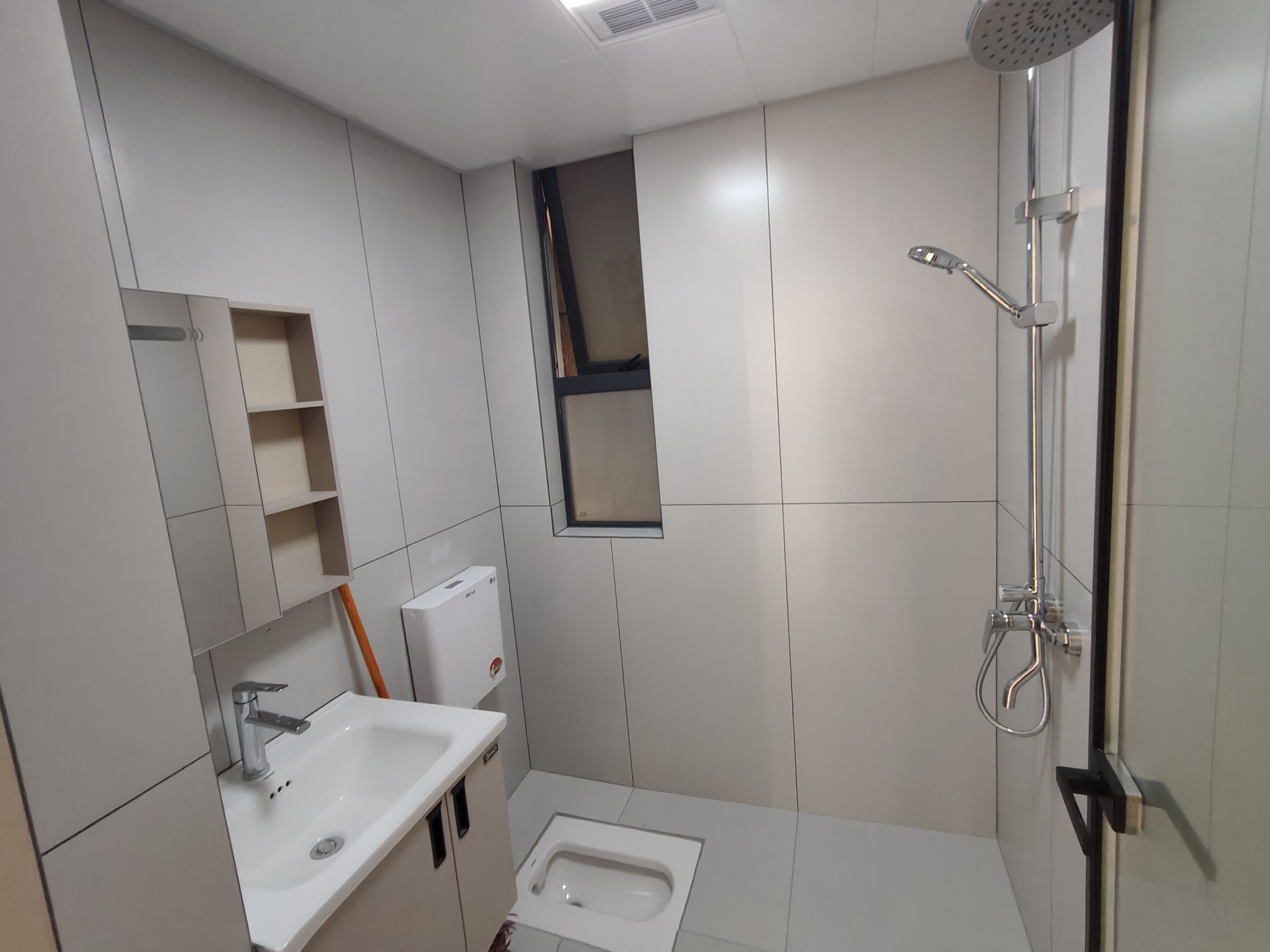 锦绣湘城  2室2厅1卫   2000.00元/月户型图