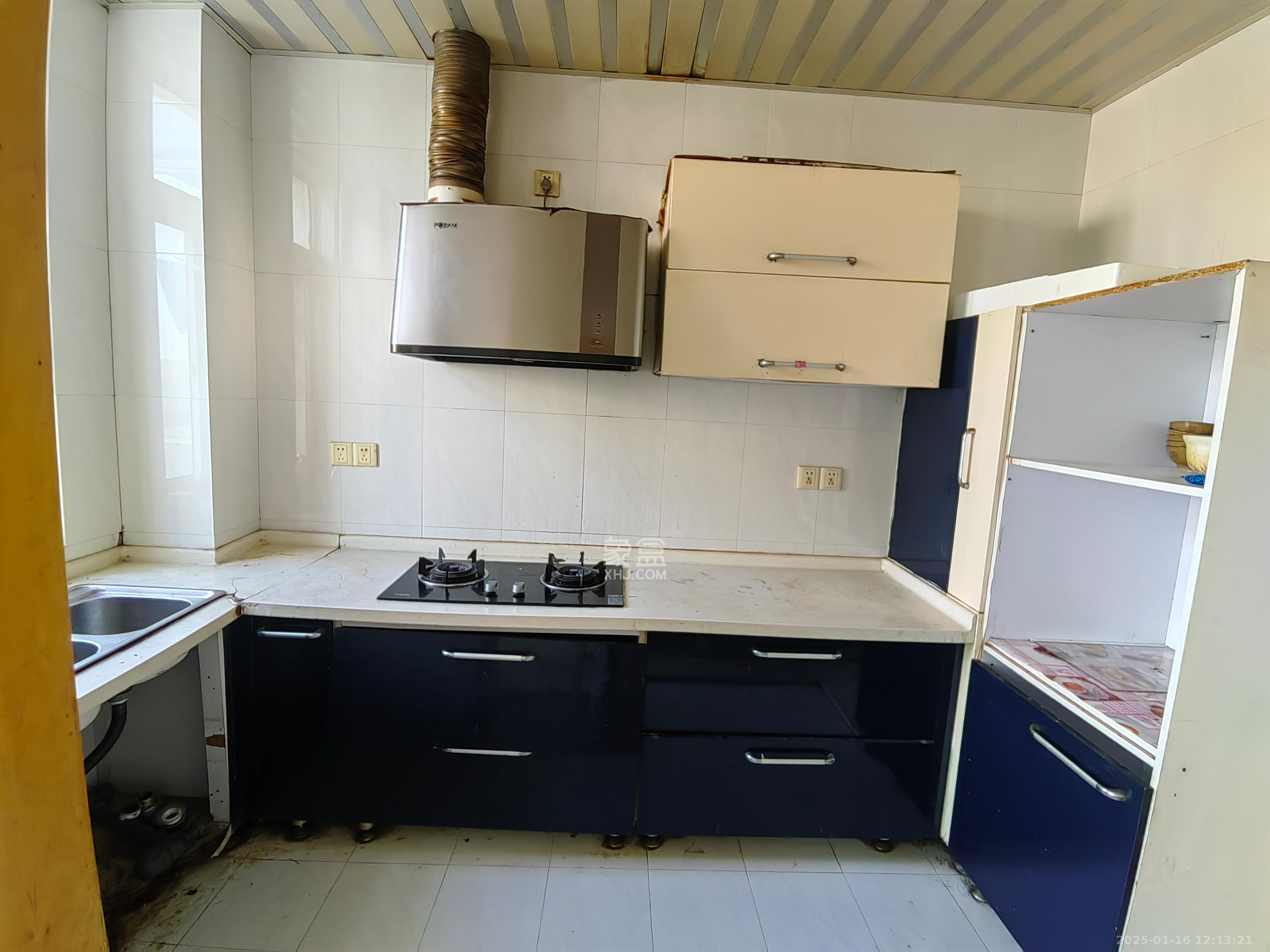 阳光苑 3室2厅2卫 1500.0元/月 阳光苑 3室2厅2卫 1500.0元/月室内图