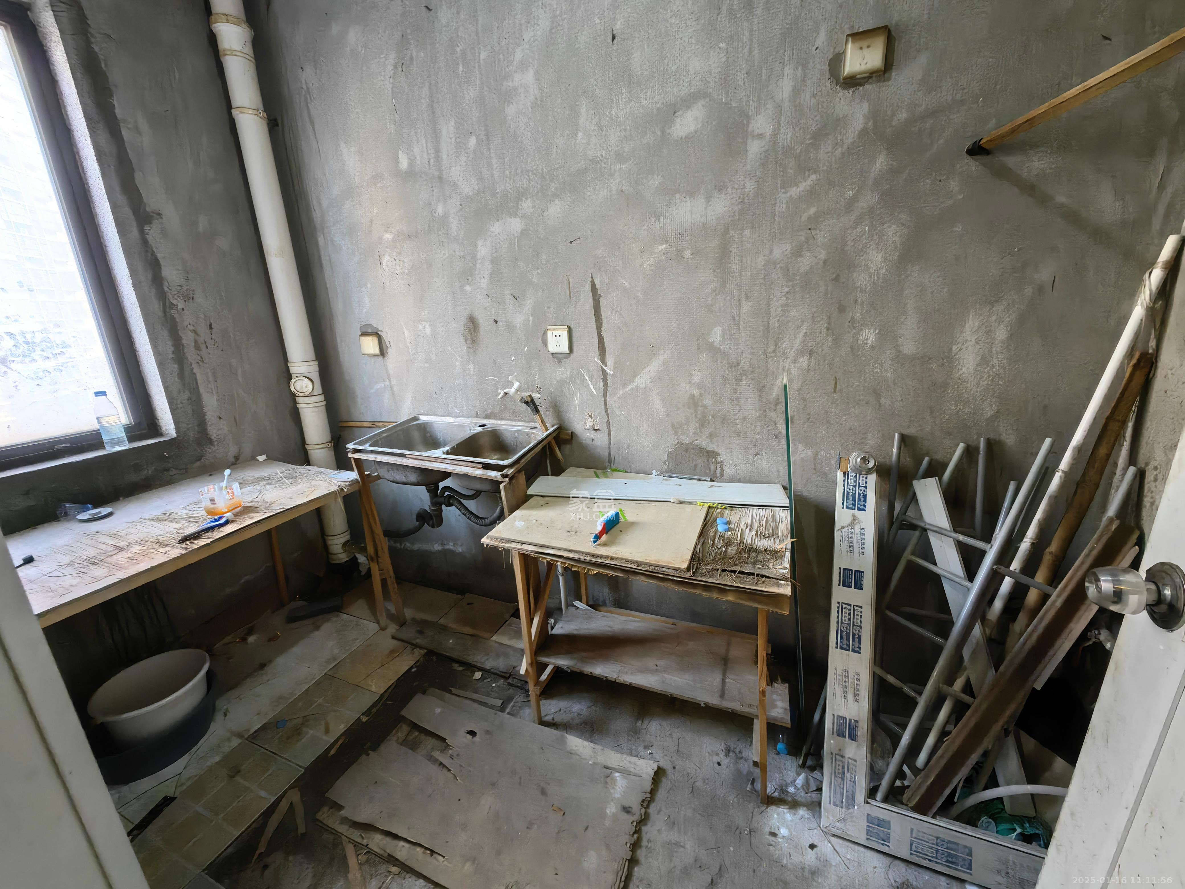 中国铁建梅溪青秀一期  3室1厅1卫    1800.0元/月室内图