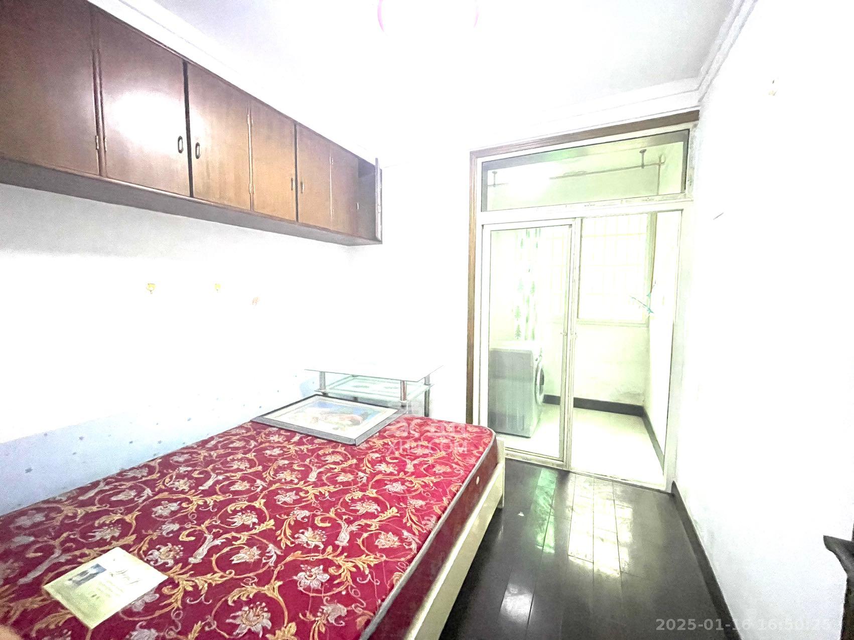 恩瑞麓山名园(龙王港小区) 1室2厅1卫 700.0元/月 恩瑞麓山名园(龙王港小区) 1室2厅1卫 700.0元/月室内图