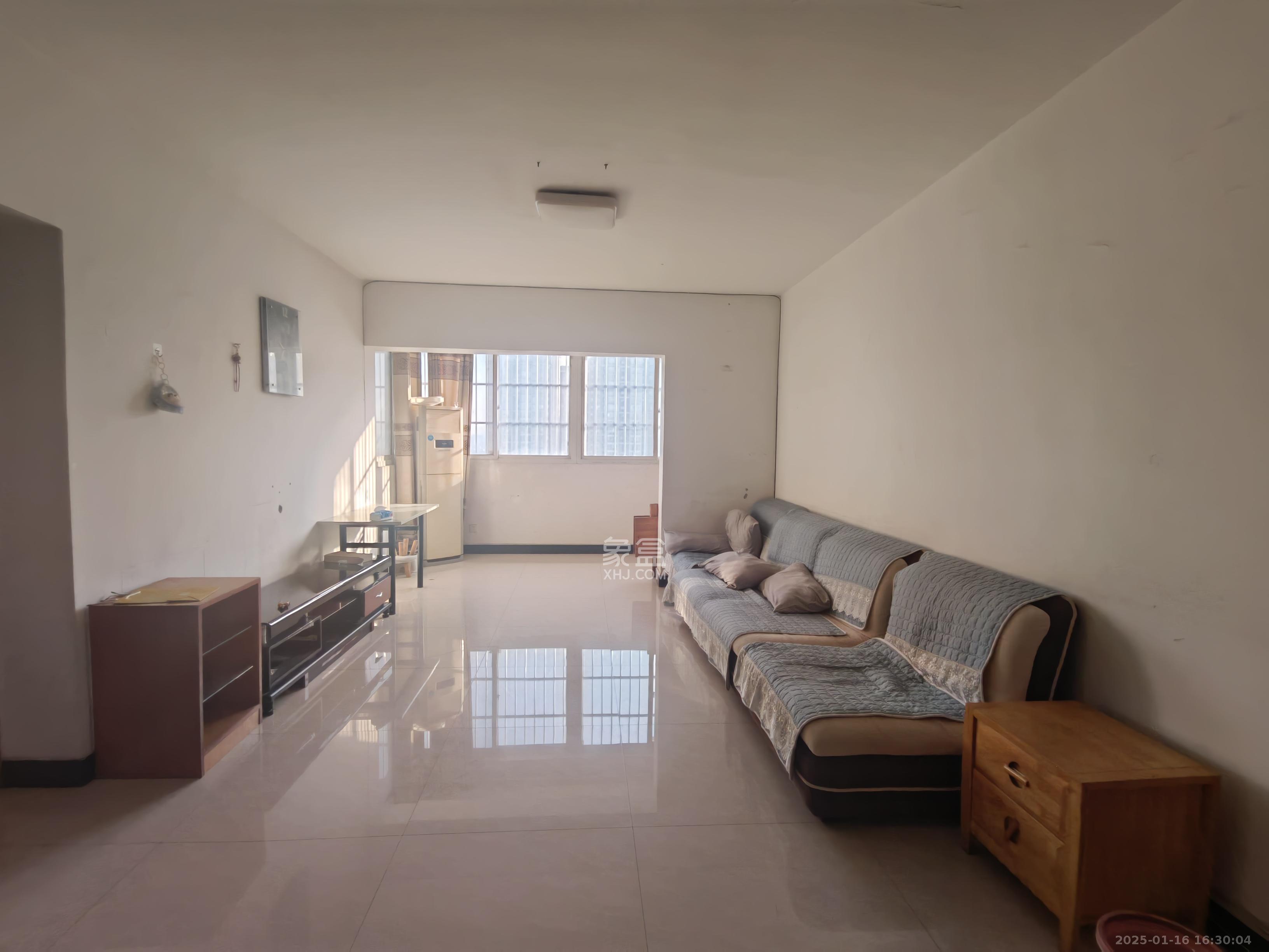 筑梦园 2室2厅1卫 1800.0元/月 筑梦园 2室2厅1卫 1800.0元/月室内图