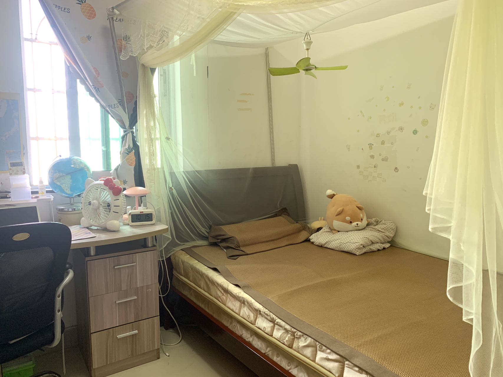 龙华商城  3室2厅1卫    130.0万 龙华商城  3室2厅1卫    130.0万室内图