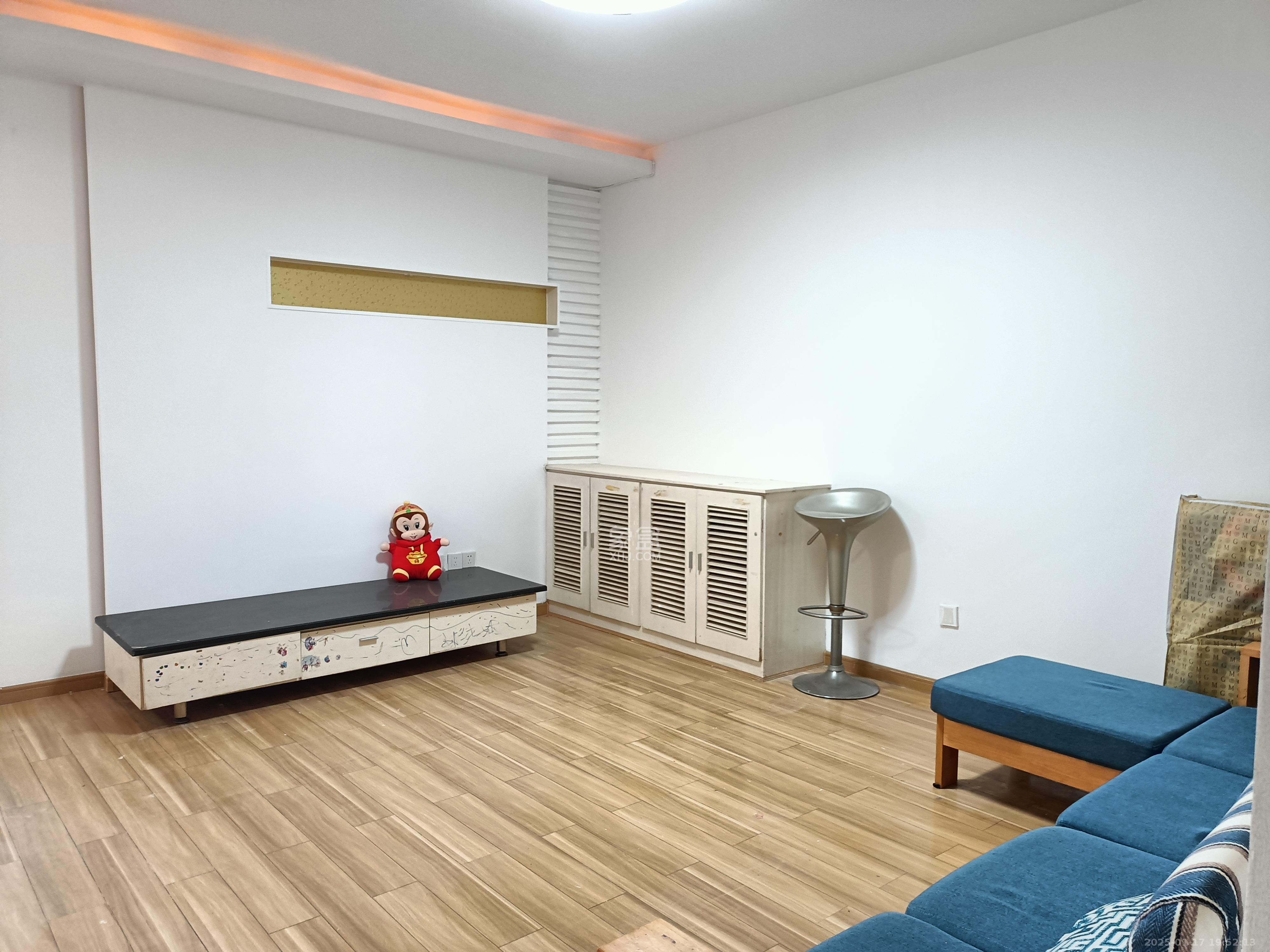 省建设厅宿舍  3室2厅2卫   2500.00元/月室内图