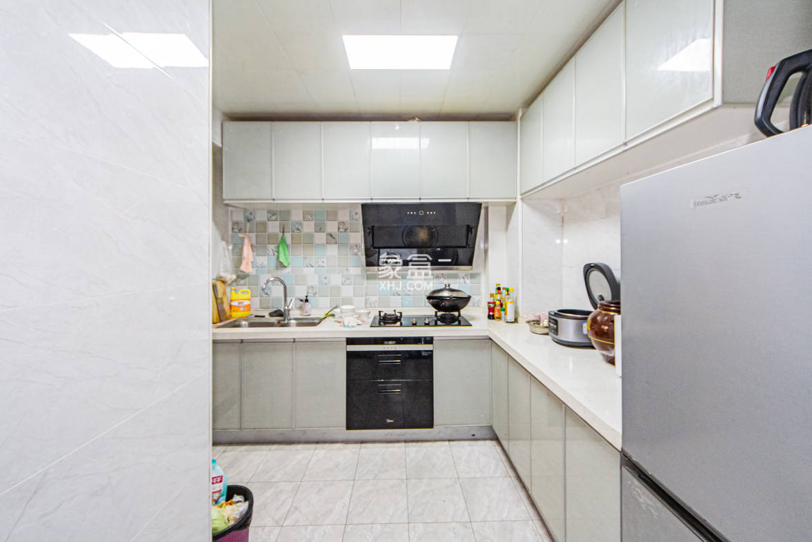 北辰三角洲E3区  3室2厅2卫    139.0万 北辰三角洲E3区  3室2厅2卫    139.0万厨房