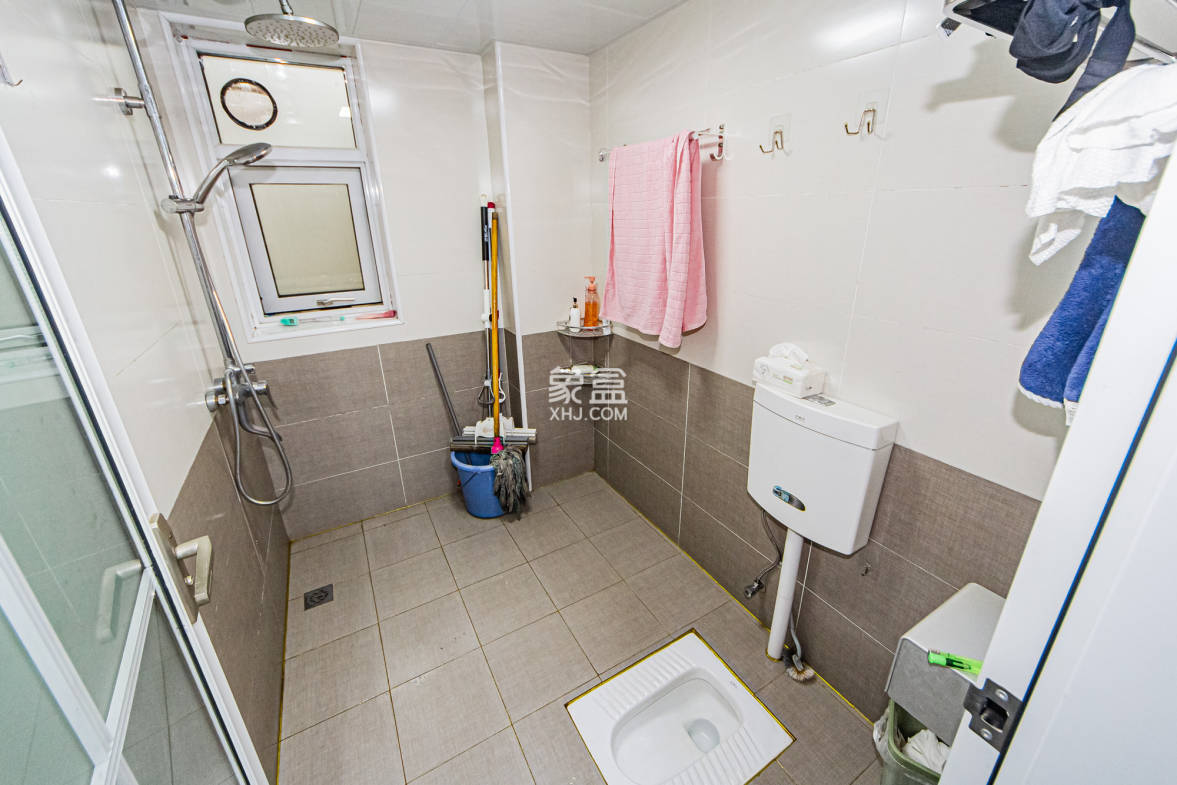 北辰三角洲E3区  3室2厅2卫    139.0万 北辰三角洲E3区  3室2厅2卫    139.0万卫生间