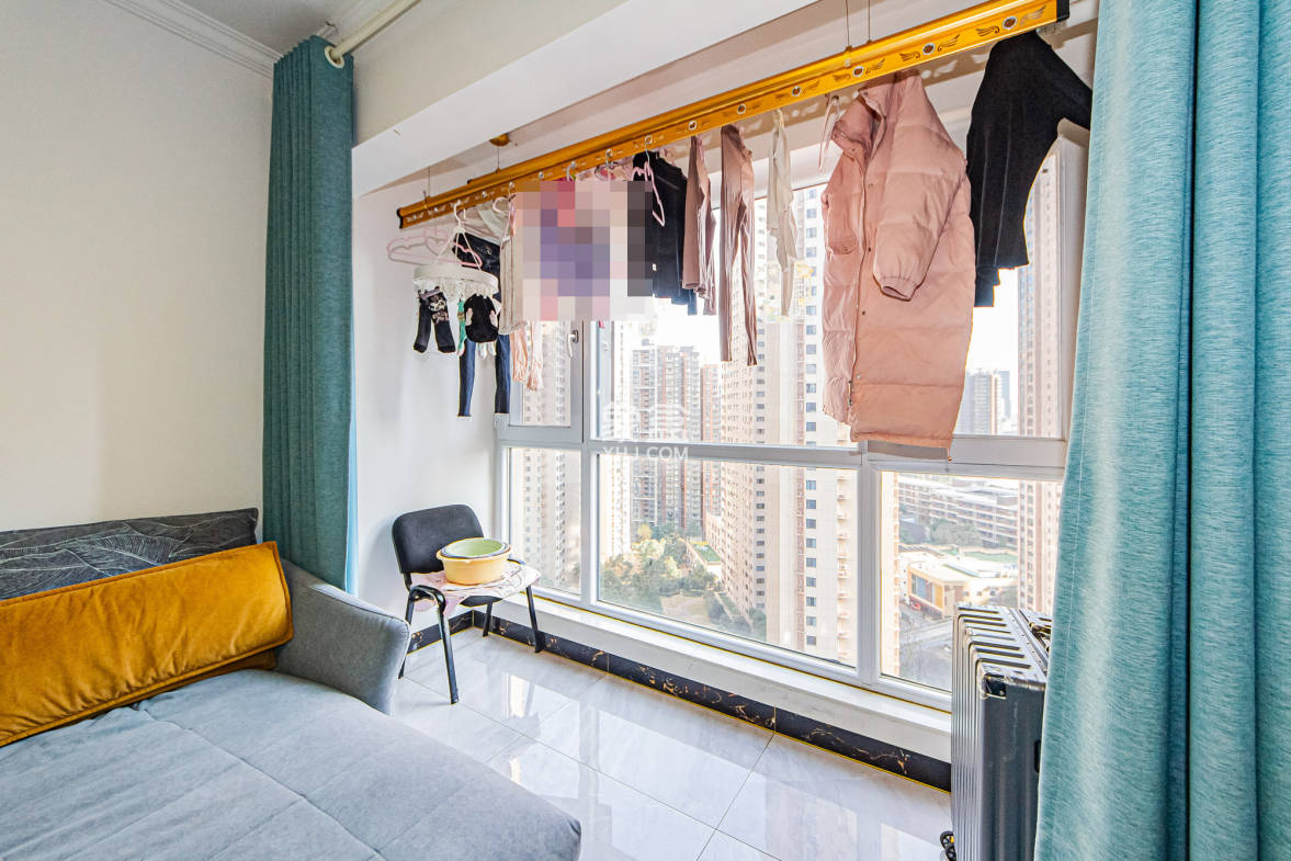 北辰三角洲E3区  3室2厅2卫    139.0万 北辰三角洲E3区  3室2厅2卫    139.0万阳台